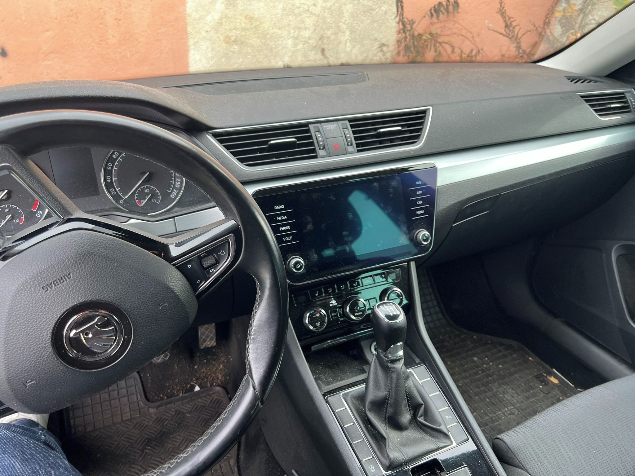 Škoda Superb, nutná oprava motoru - fotka 4