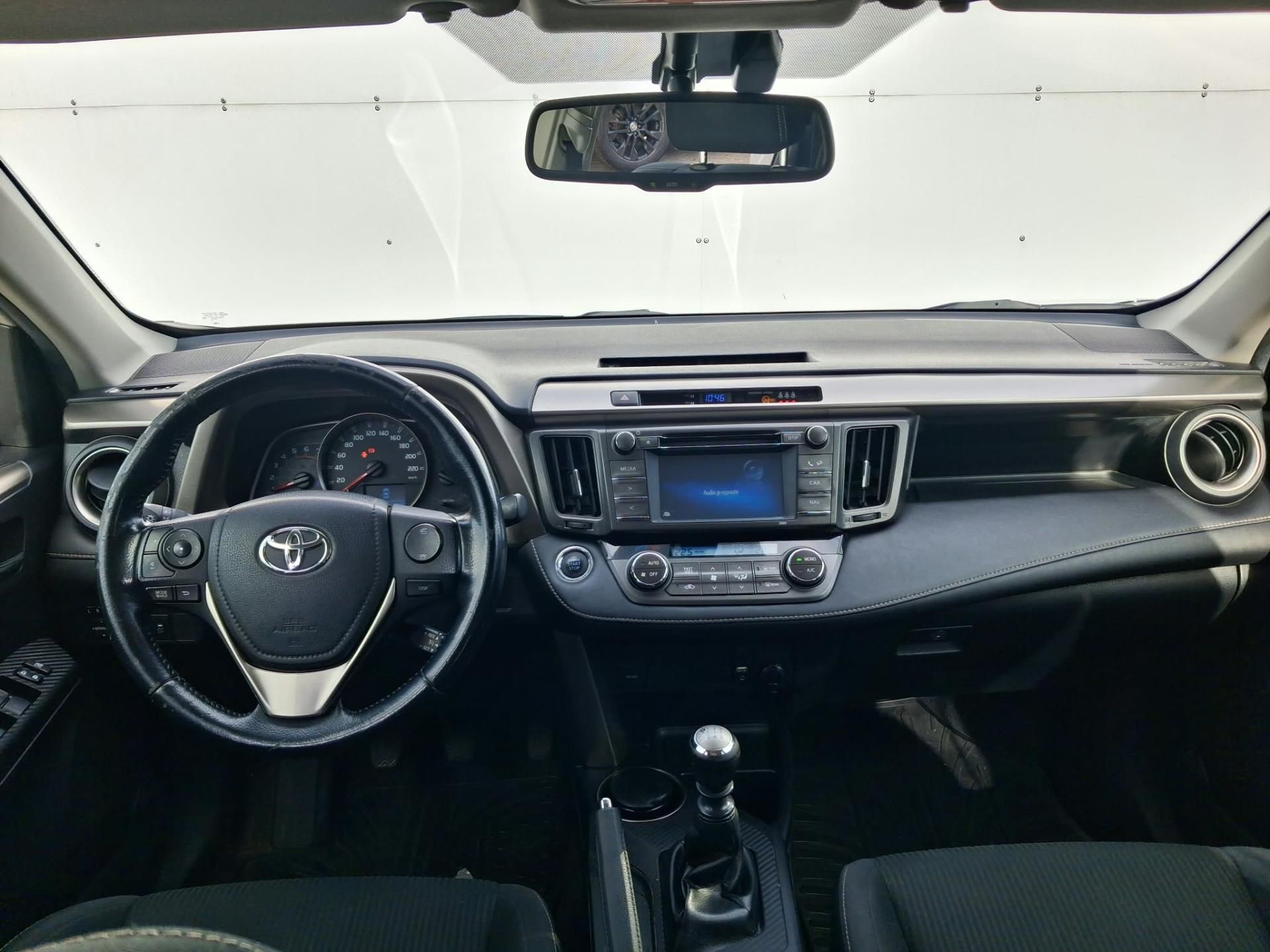 Toyota Rav4, 2.2 D-4D Active 4x4 - fotka 5
