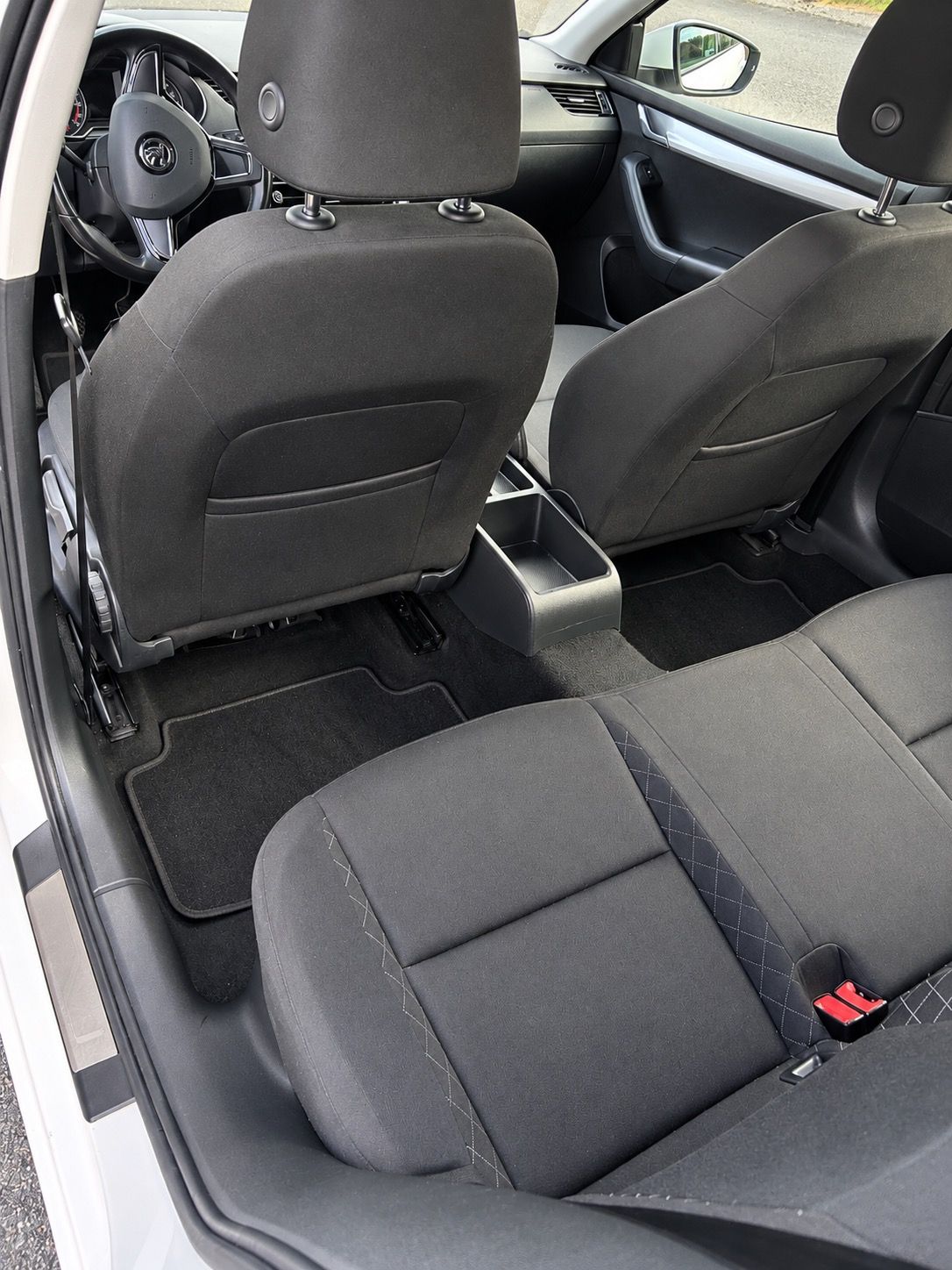 Škoda Octavia, III ´19 1.6 TDI 85 kW Active - fotka 6
