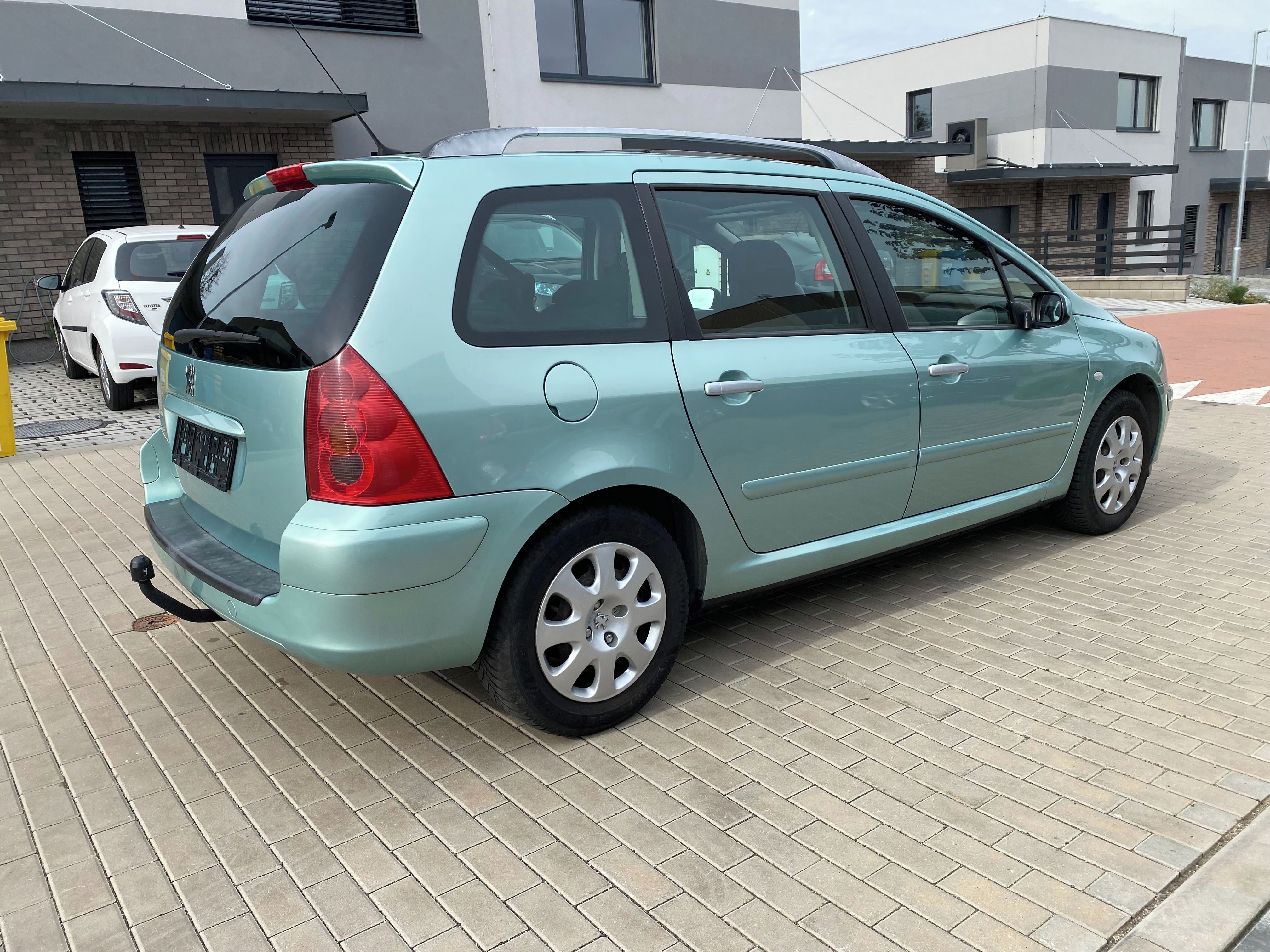 Peugeot 307, SW 2.0HDI, 119000 km, nová STK - fotka 6