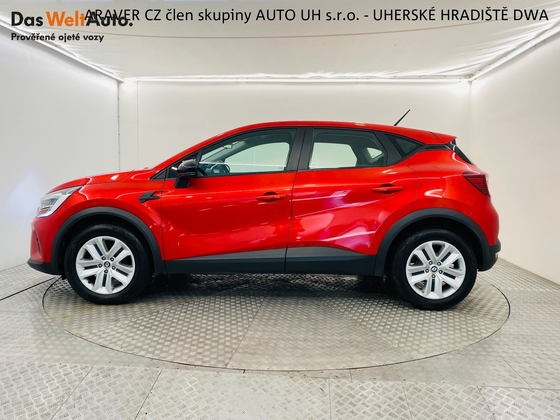 Renault Captur, 1.3 TCe 103 kW Intens servis.k - fotka 3