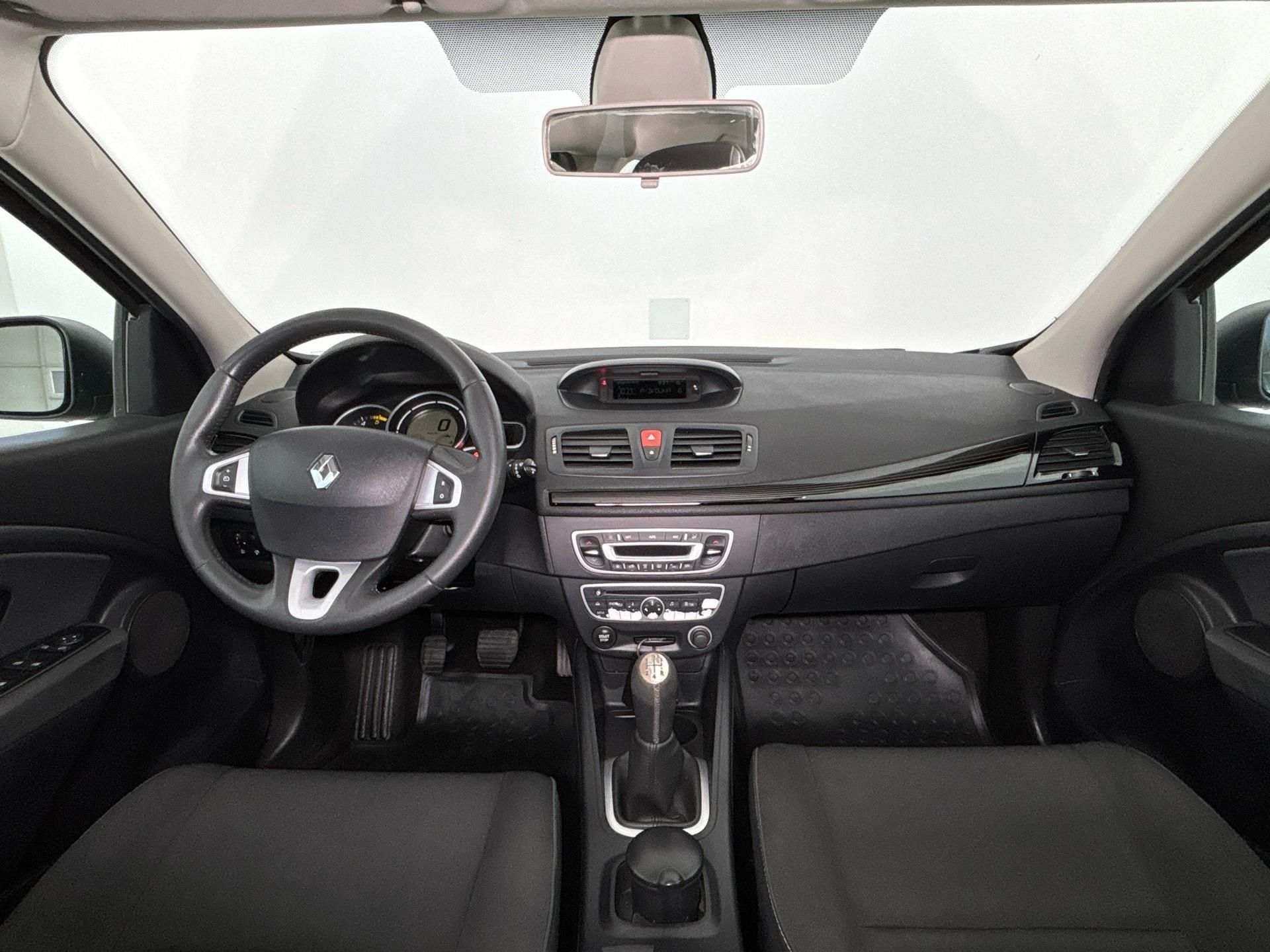 Renault Mégane, 1.5 dCi / 66 kW AUTHENTIQUE - fotka 5