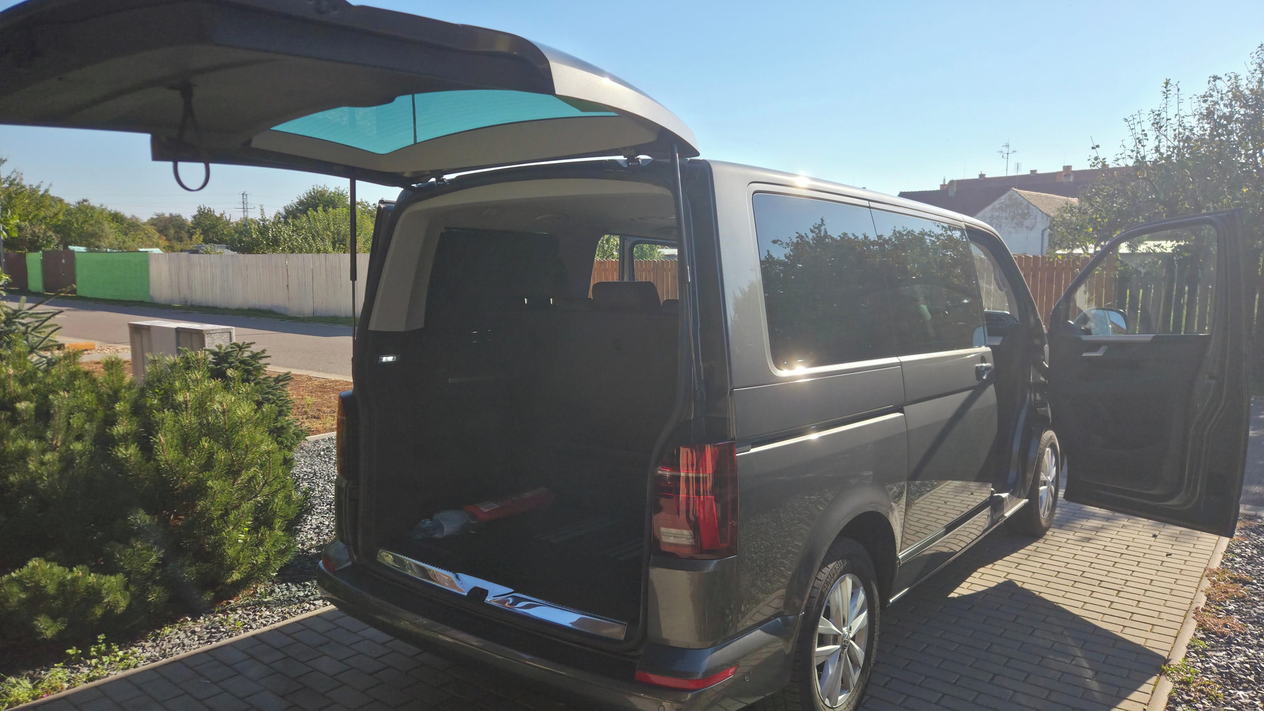 Volkswagen Multivan - fotka 5