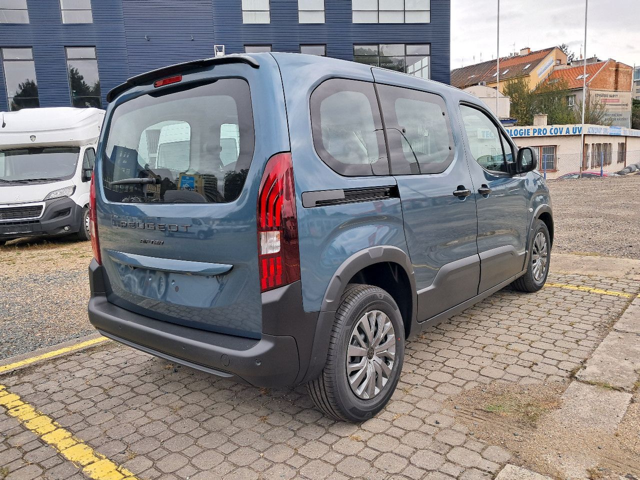Peugeot Rifter, RIFTER ALLURE PureTech 110 S&S - fotka 5