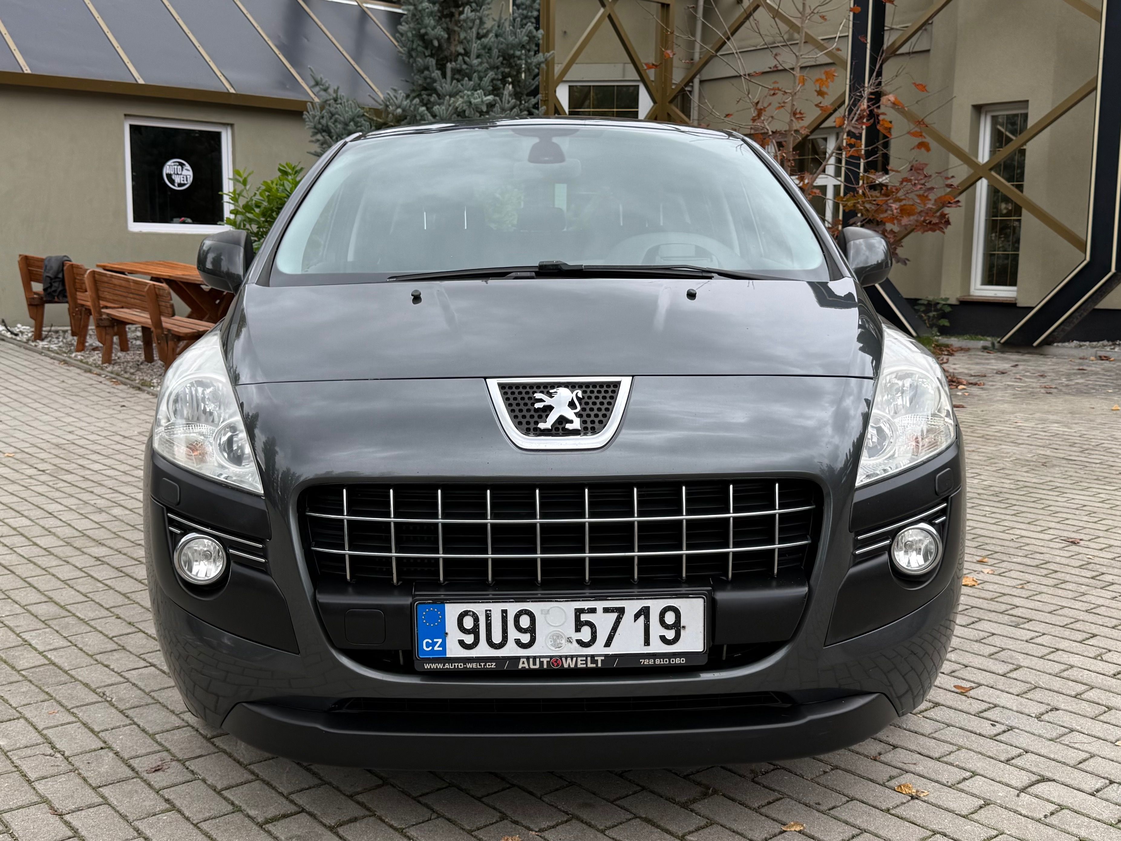 Peugeot 3008, 1.6 HDi 80kW / TAŽNÉ / VÝHŘEV - fotka 4