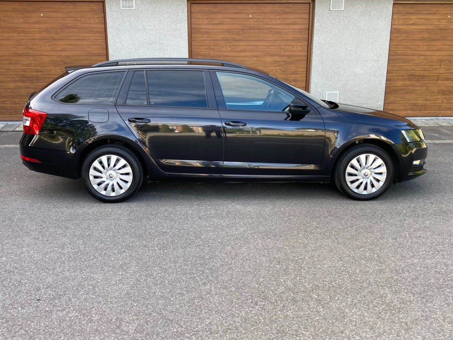 Škoda Octavia, 1,2 TSi klima Park.senzory - fotka 2
