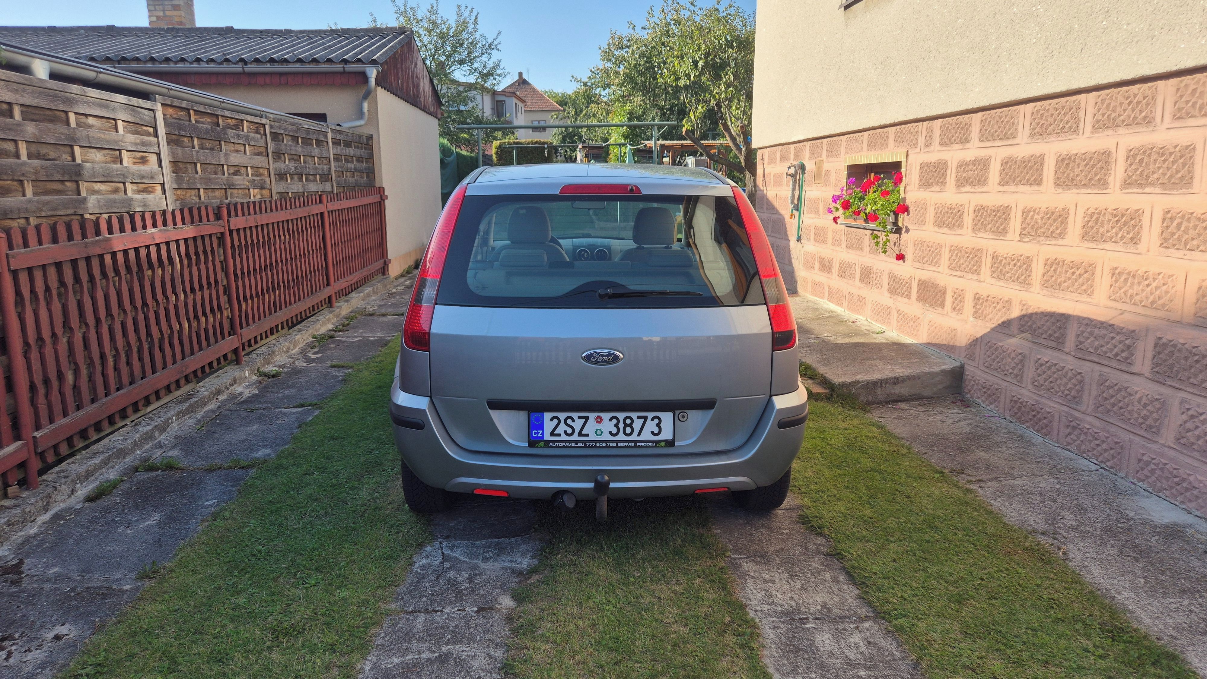 Ford Fusion, 1.4 i - fotka 3