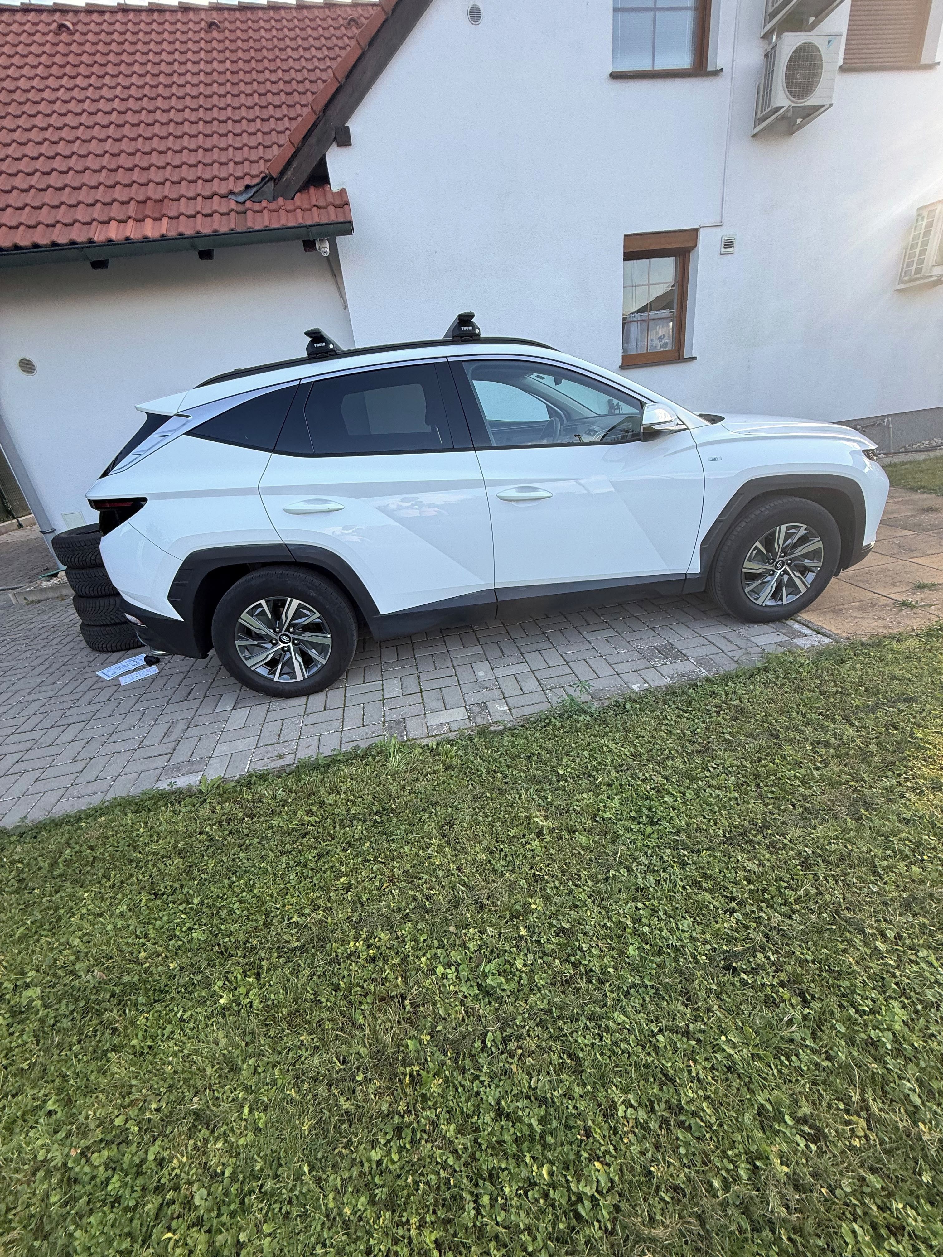 Hyundai Tucson, Hyundai Tucson1.6 CRDi 4x4 DCT - fotka 2