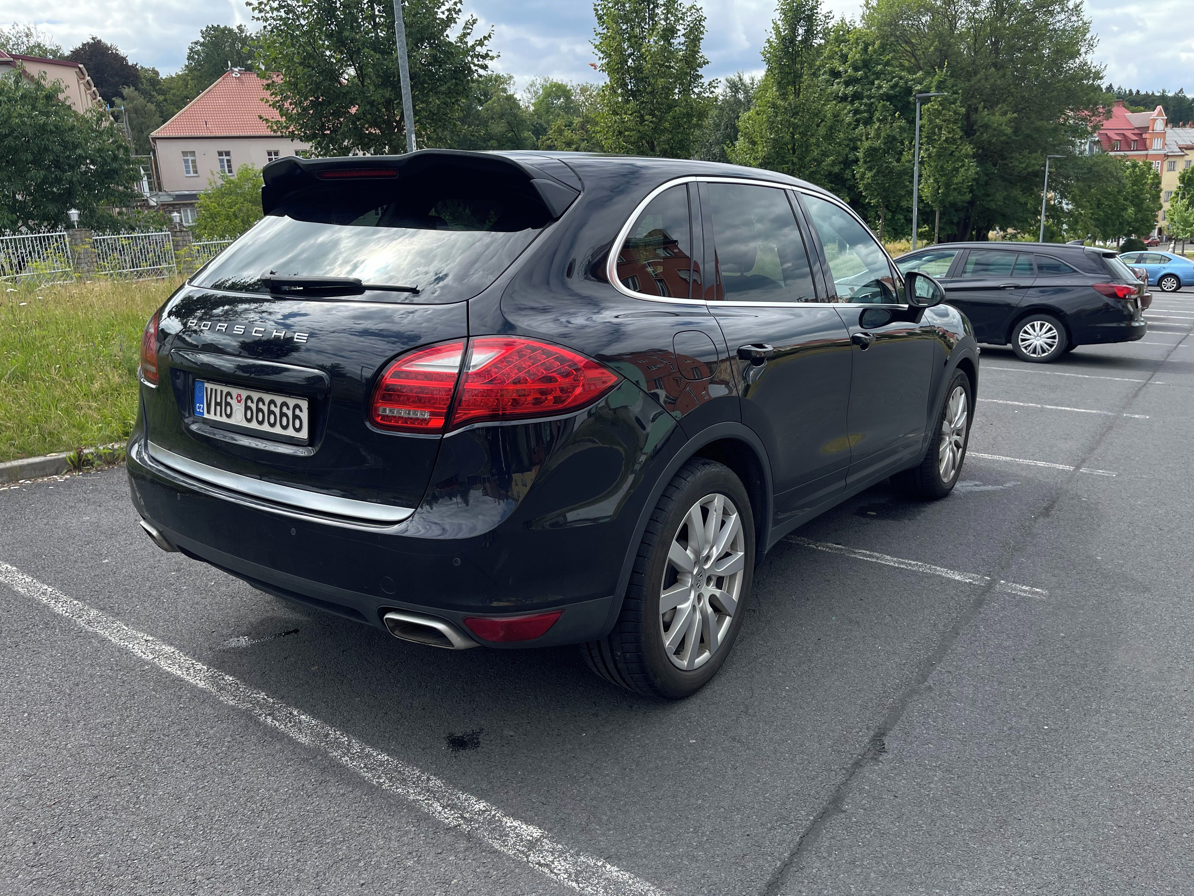 Porsche Cayenne, Porsche Cayenne 2013 3.0 V6 Di - fotka 3