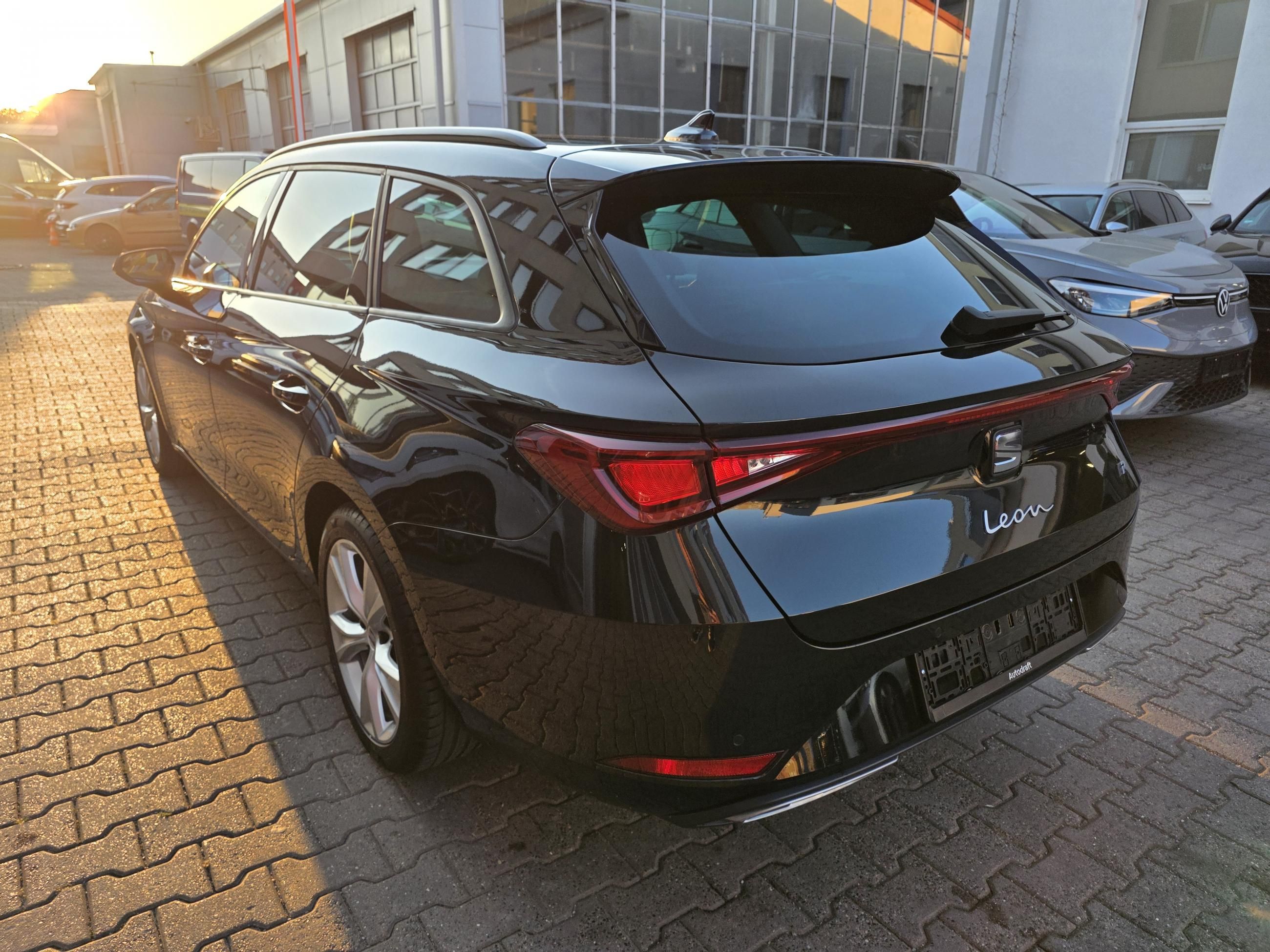 Seat Leon, FR 2.0 TDI 110kW DSG / Tažné - fotka 4