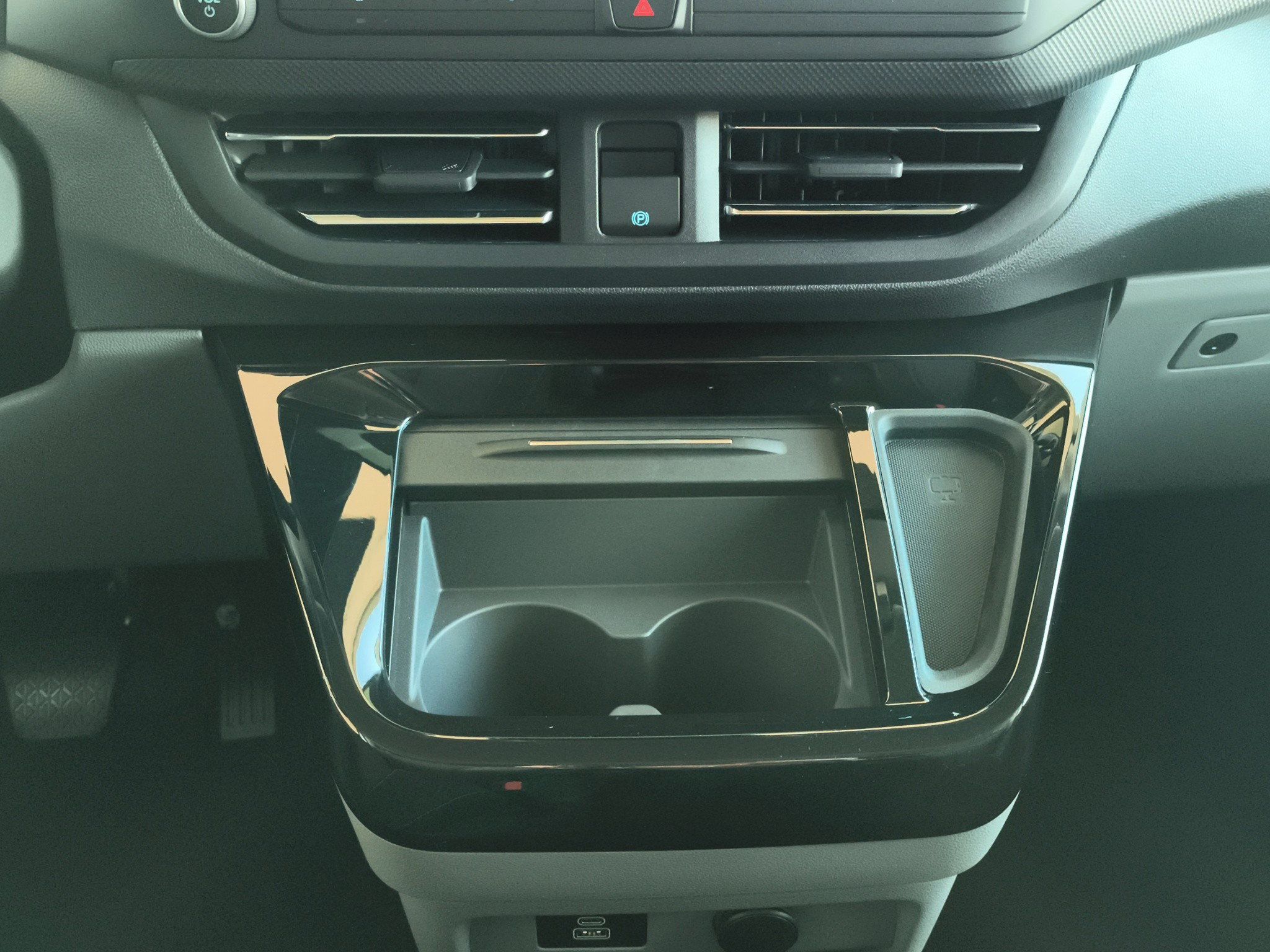 Ford Transit Custom, kombi 2.0 EcoBlue TDI L2 - fotka 6