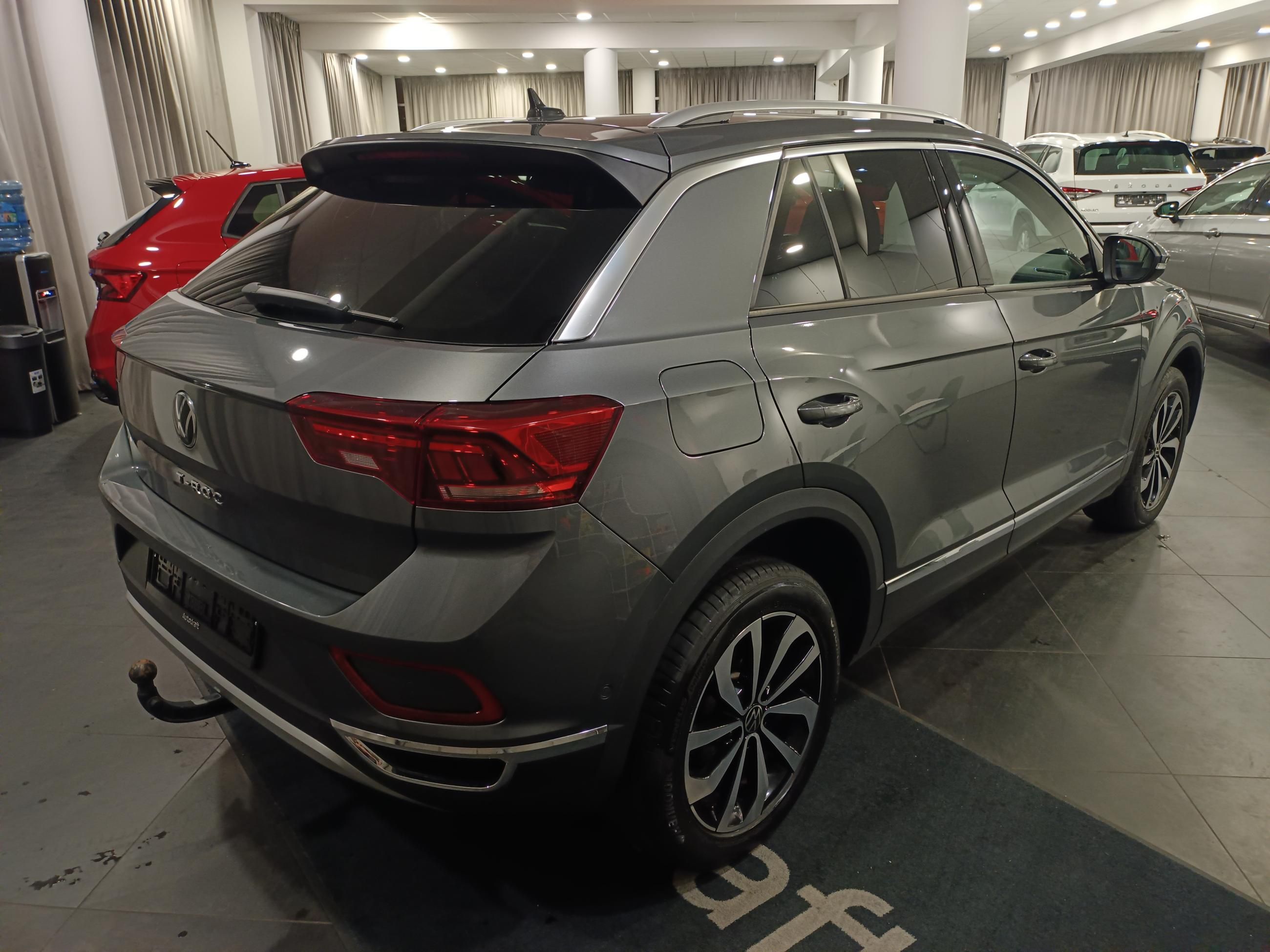 Volkswagen T-Roc, Style 1.5 TSI DSG / Tažné - fotka 4