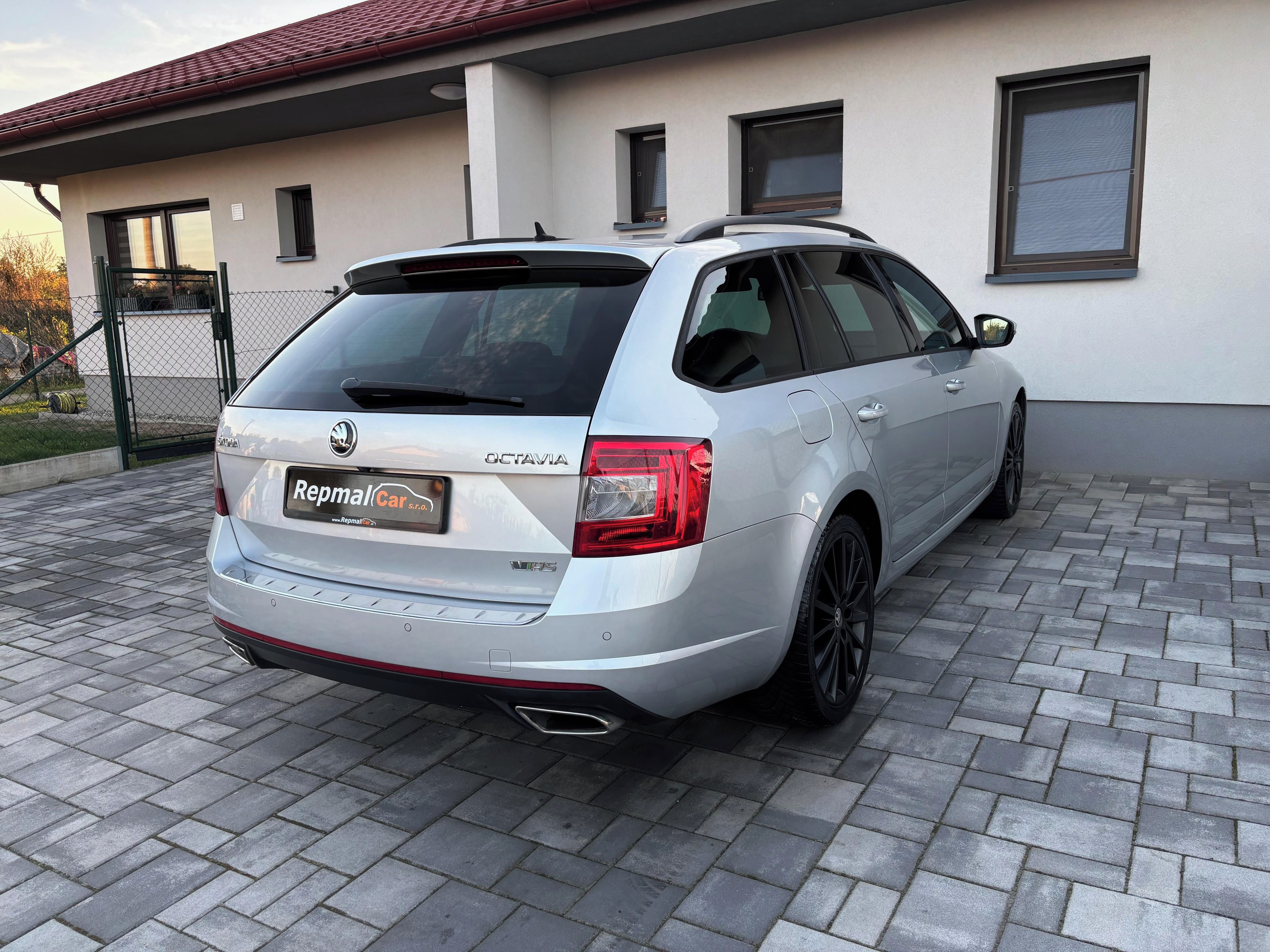 Škoda Octavia, 2.0TDi 135kW DSG RS - fotka 6