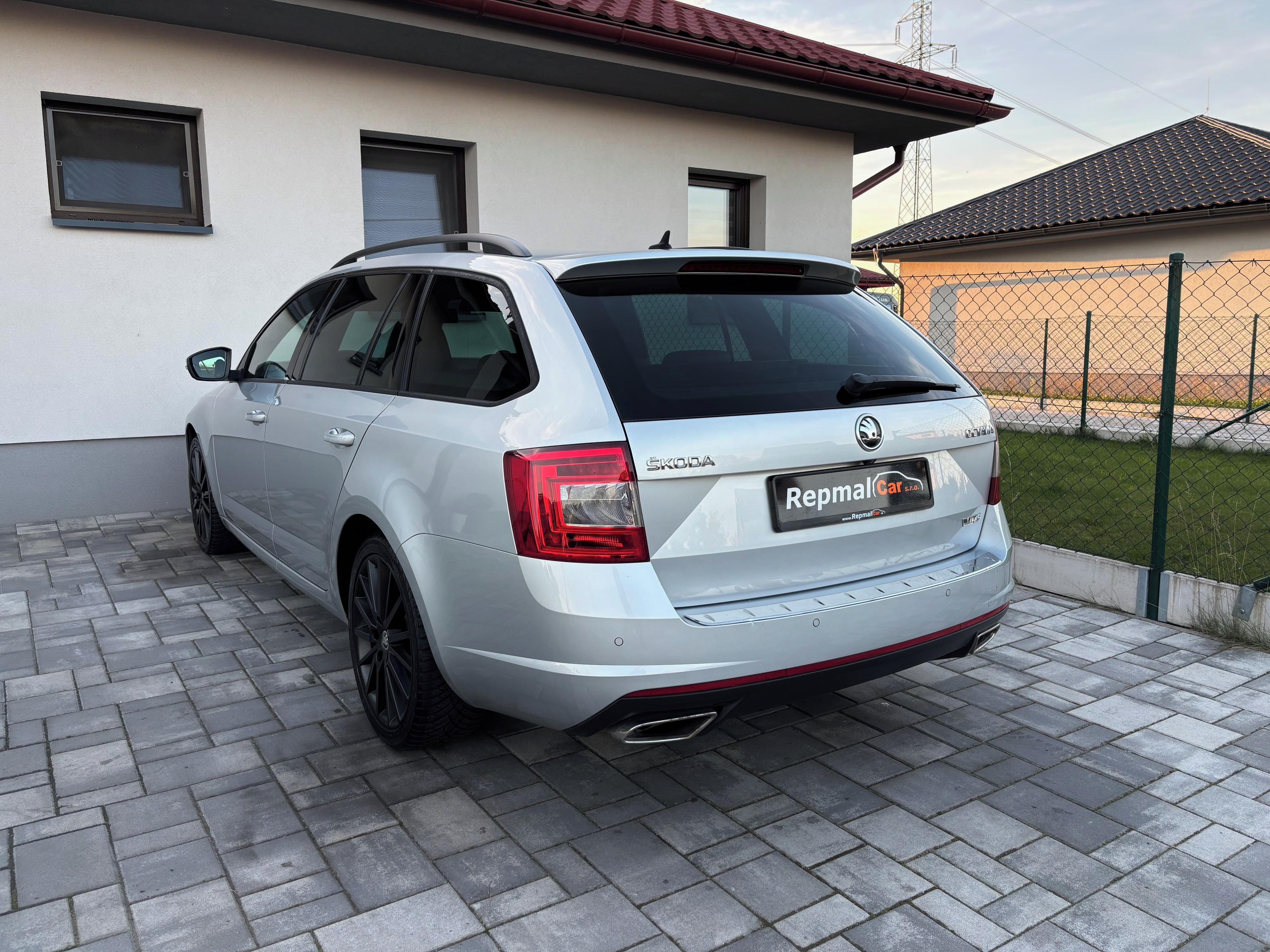 Škoda Octavia, 2.0TDi 135kW DSG RS - fotka 4