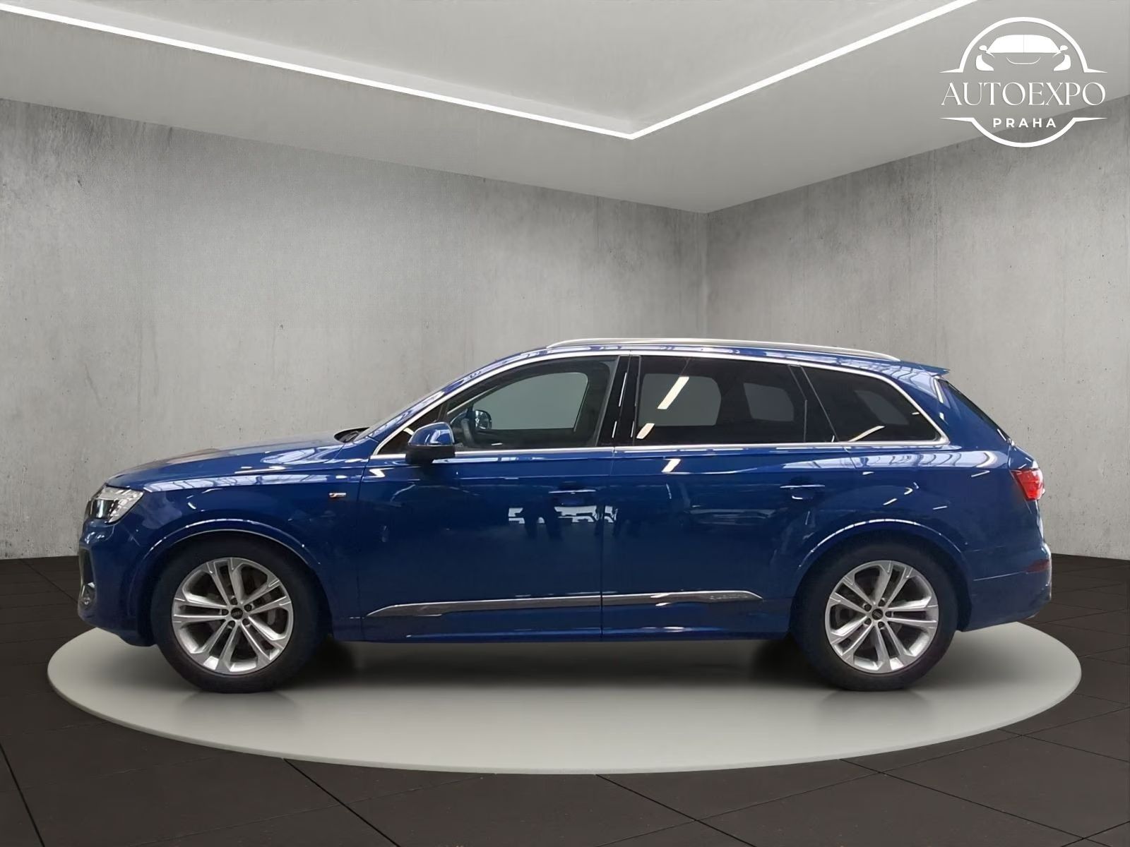 Audi Q7, SUV S line TFSI quattro 250 kW - fotka 3