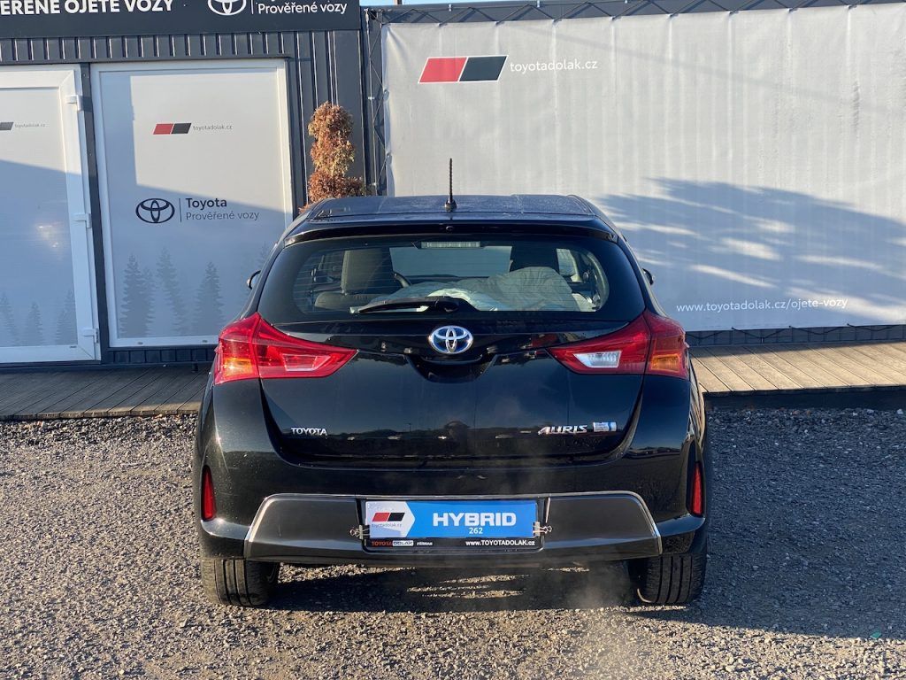 Toyota Auris, 1.8HSD, 2x kola, po servisu - fotka 6