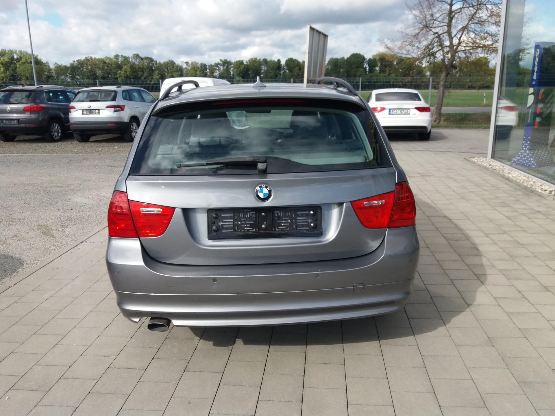 BMW Řada 3, 2.0d,105kW,VÝHŘEV.SEDADEL!! - fotka 5