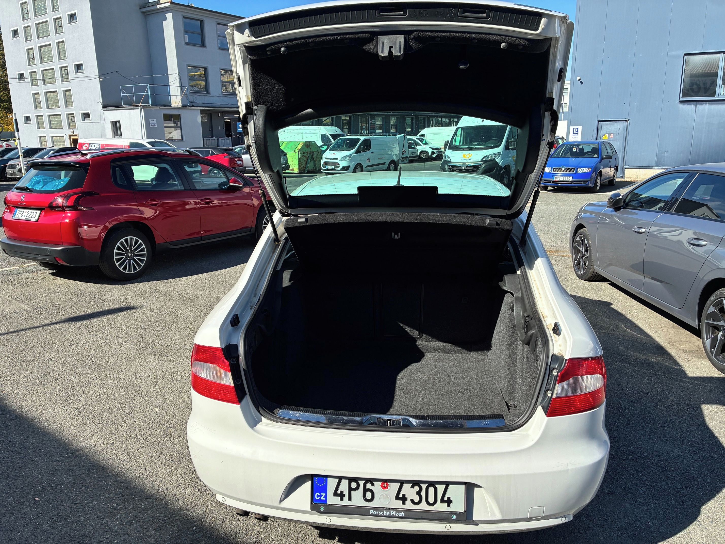 Škoda Superb, 1,9 TDi greenline po STK+serv. - fotka 6