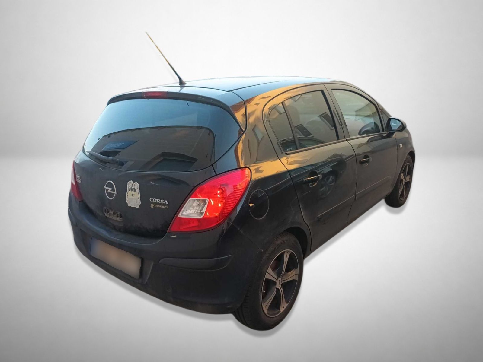 Opel Corsa, 1.2, slušný stav - fotka 2