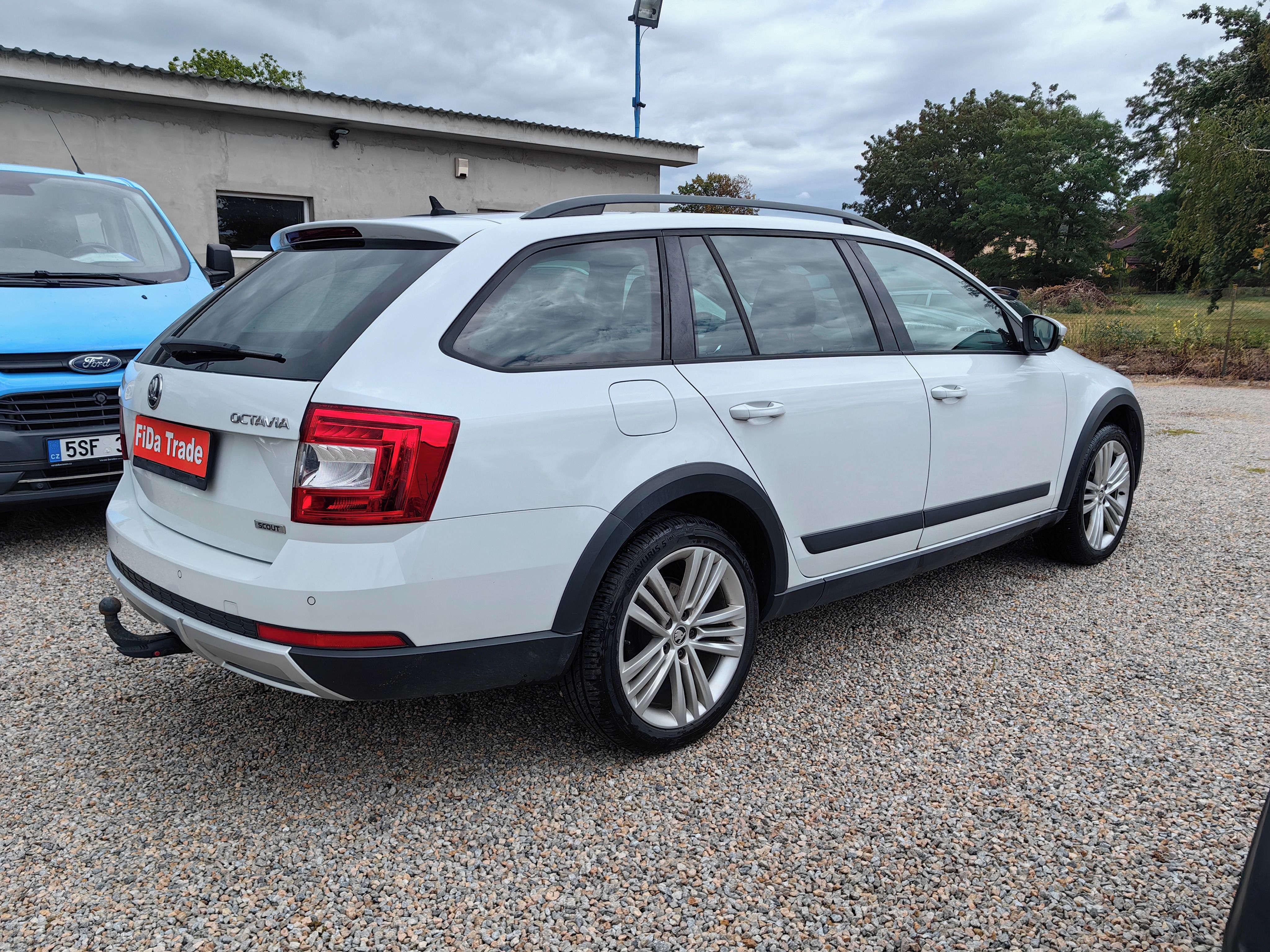 Škoda Octavia, SCOUT 2.0TDi 135kW DSG 4x4 - fotka 6
