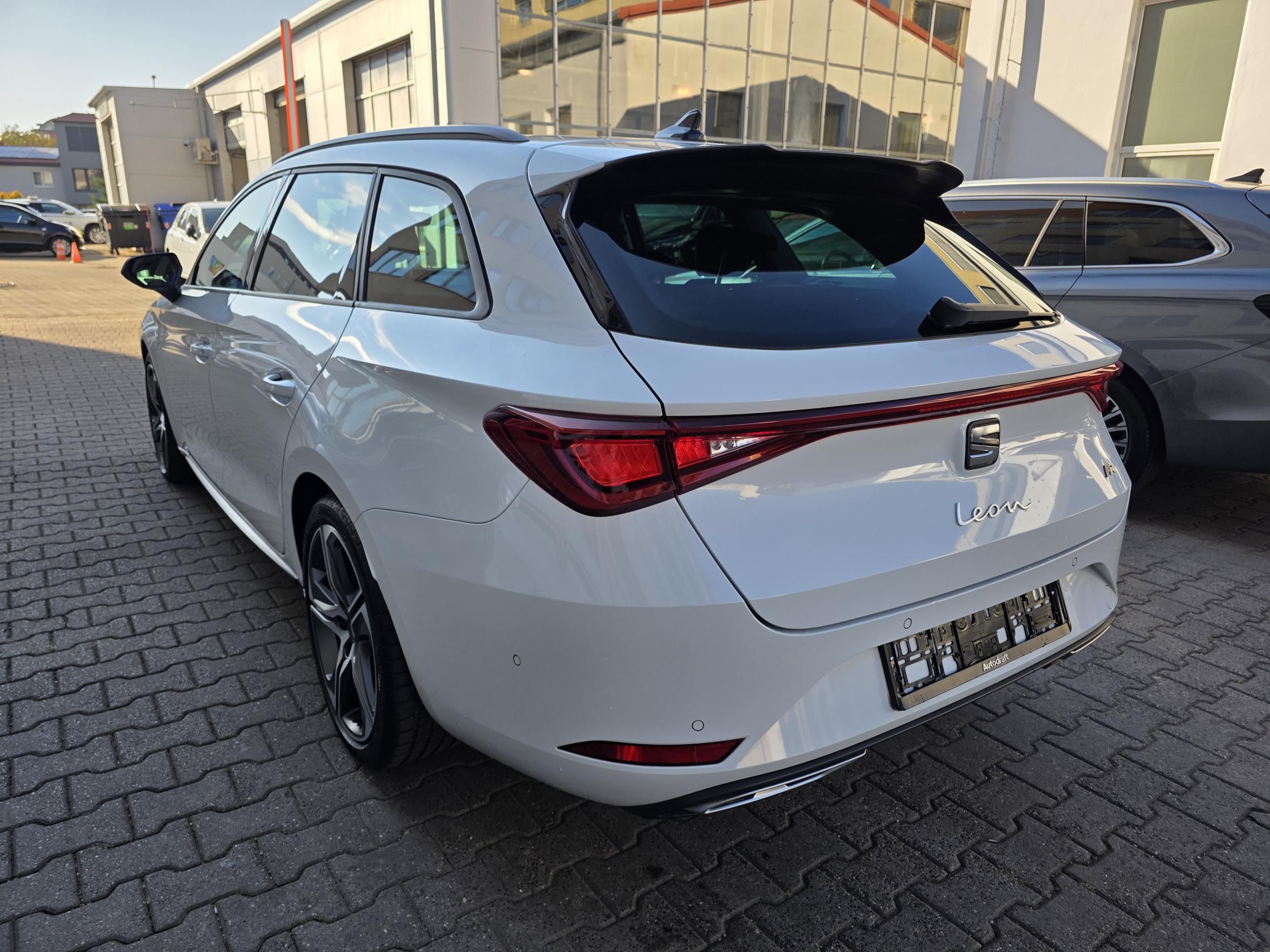 Seat Leon, FR Plus 2.0 TDI DSG / Tažné - fotka 4