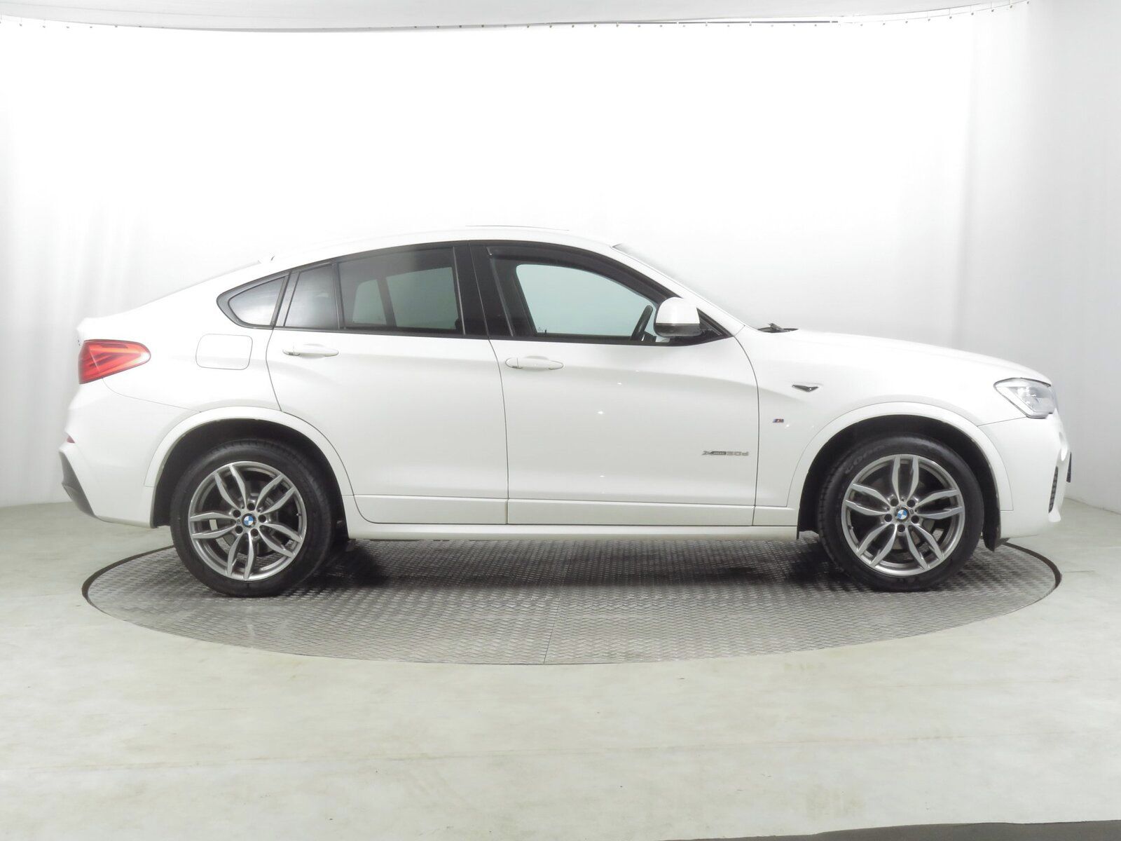 BMW X4, xDrive30d, M Sport, 4X4 - fotka 6