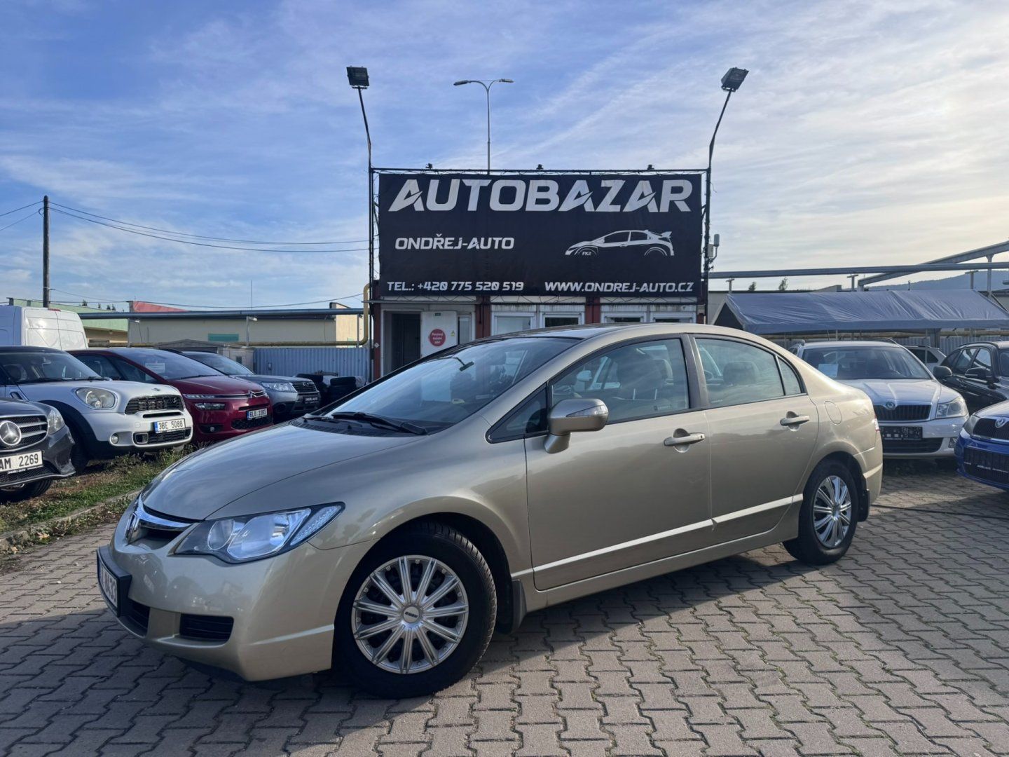 Honda Civic, 1,8 I-VTEC 103 KW KILOMETRY