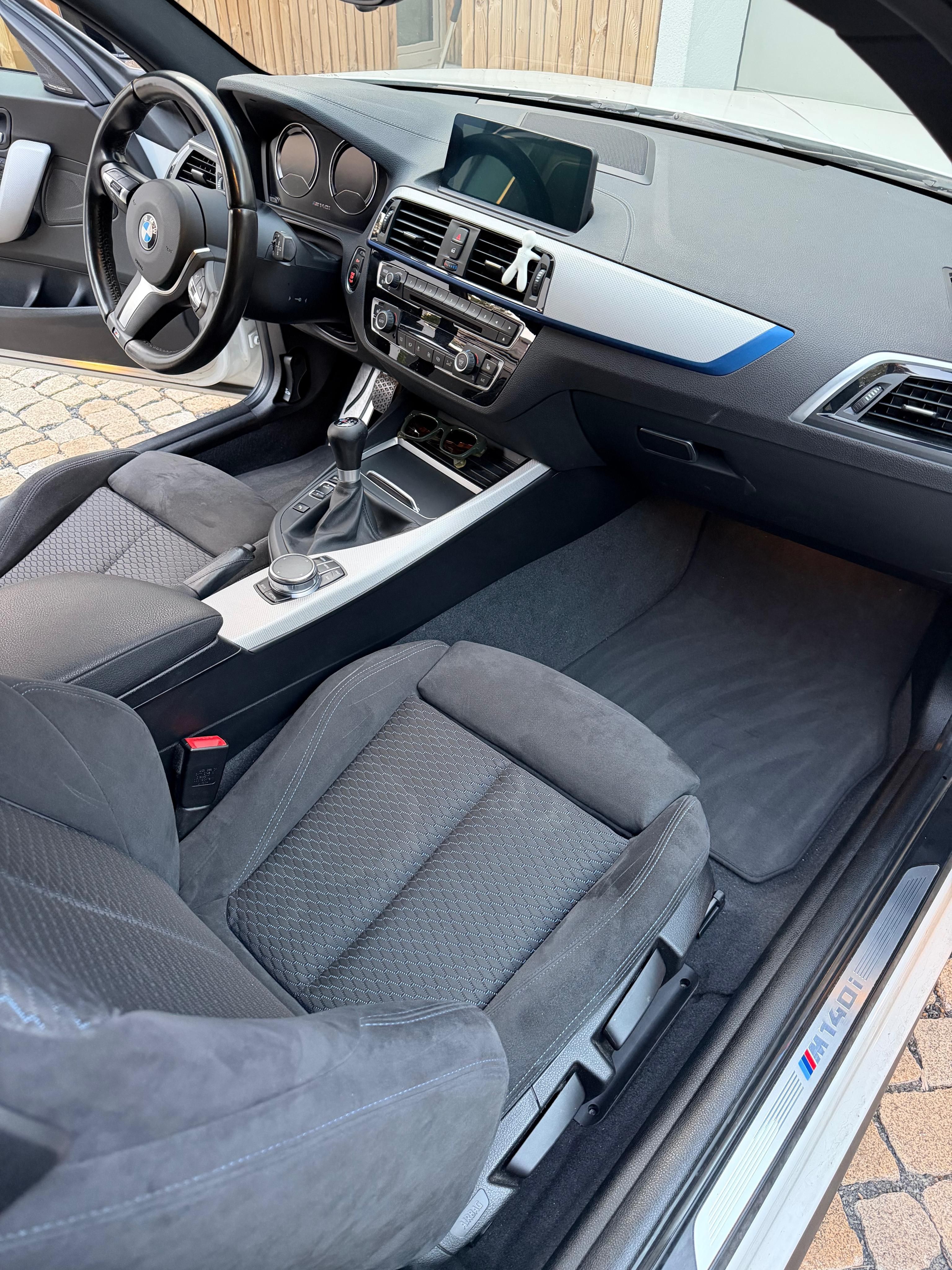 BMW Řada 1, M 140i MANUÁL - fotka 4