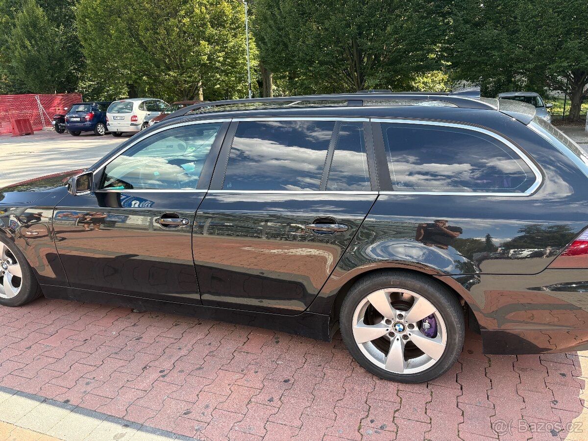 BMW Řada 5, BMW e 61 525i  Stk 5/28 - fotka 2