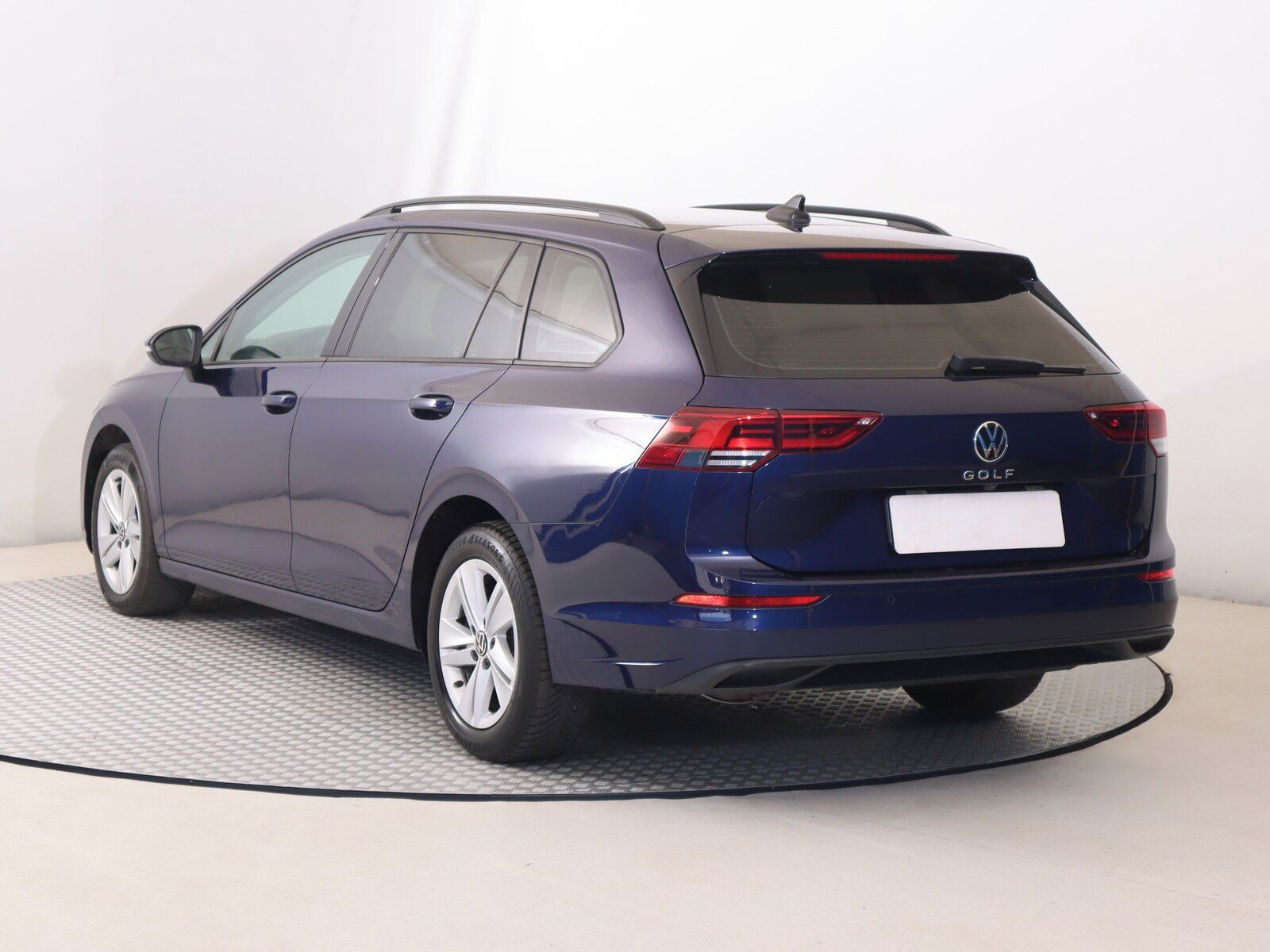 Volkswagen Golf, 2.0 TDI, Life, Serv.kniha - fotka 4