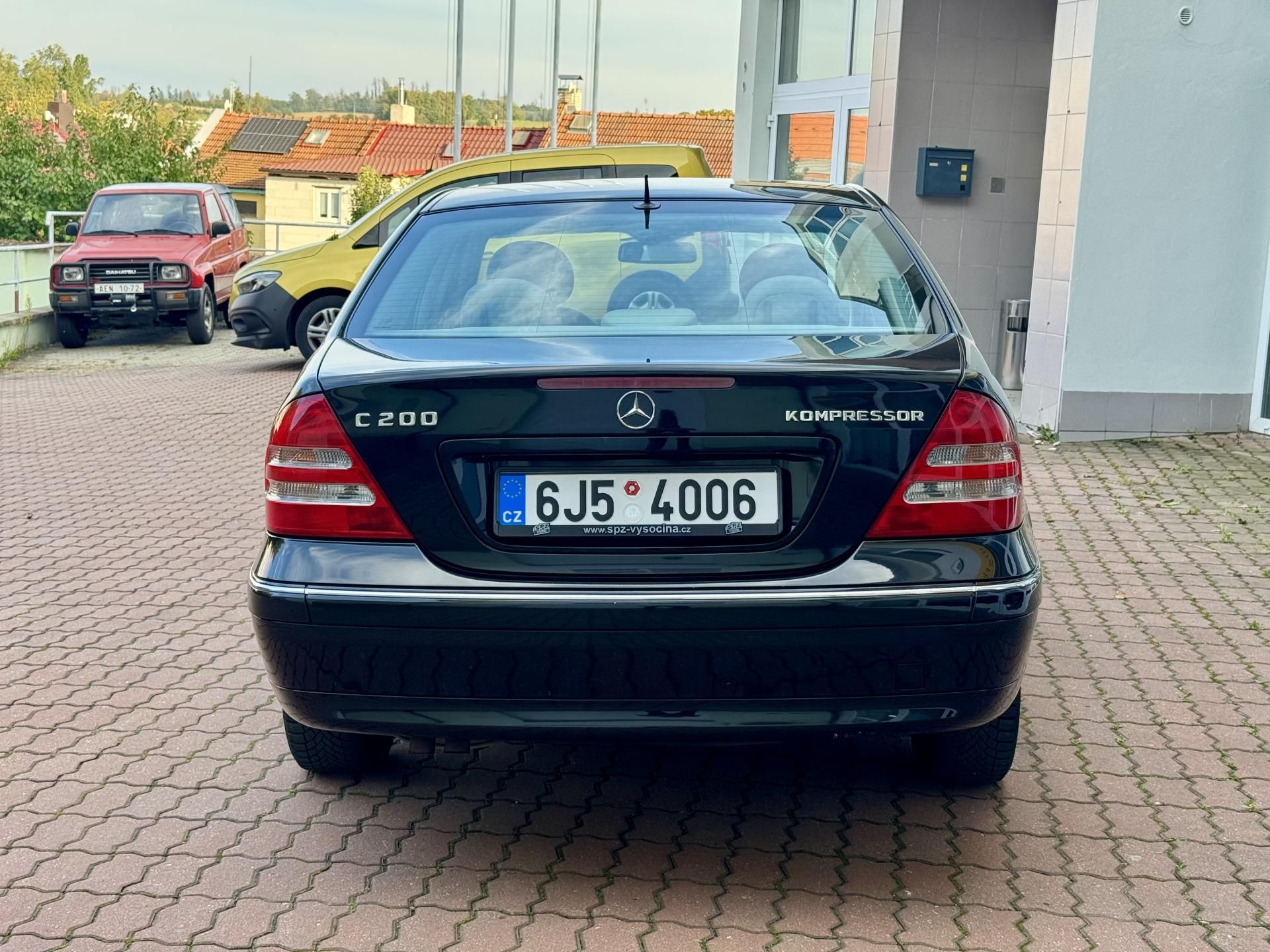 Mercedes-Benz Třídy C, 200 kompressor - fotka 6