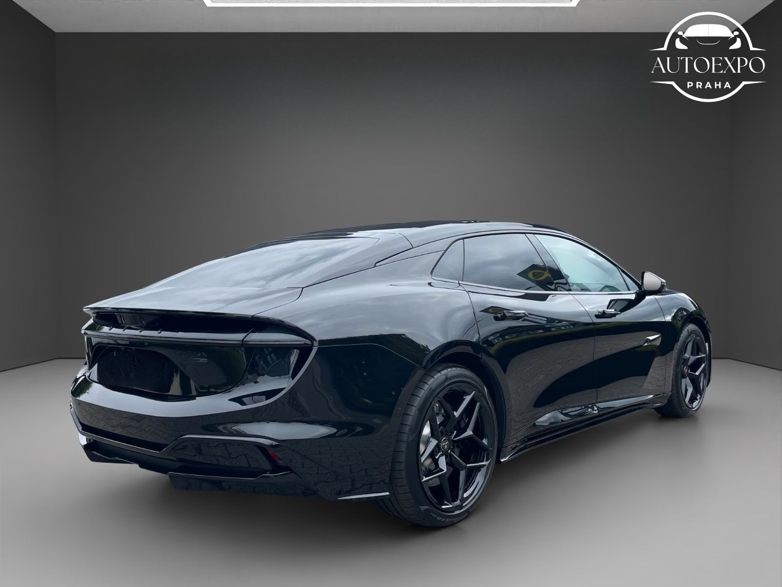 Lotus Emeya, 600 GT Lotus * - fotka 5