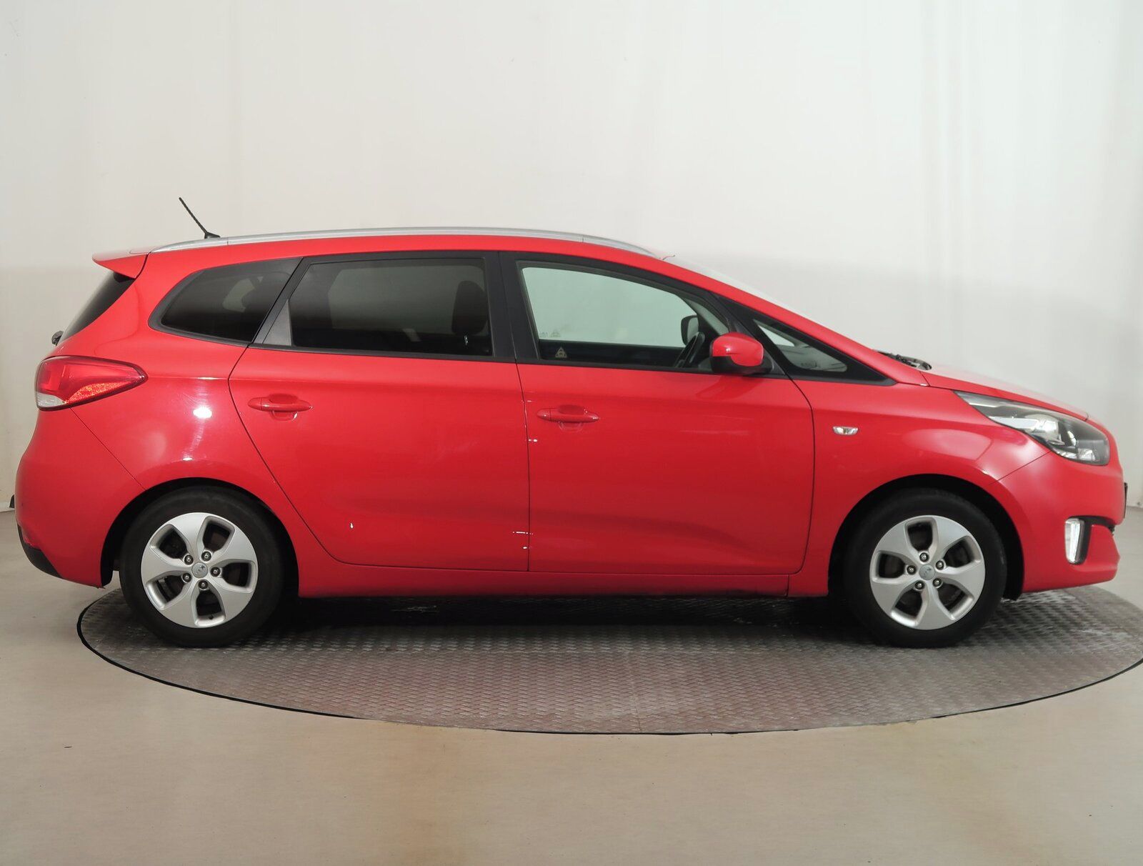 Kia Carens, 1.6 GDI, Serv.kniha - fotka 6