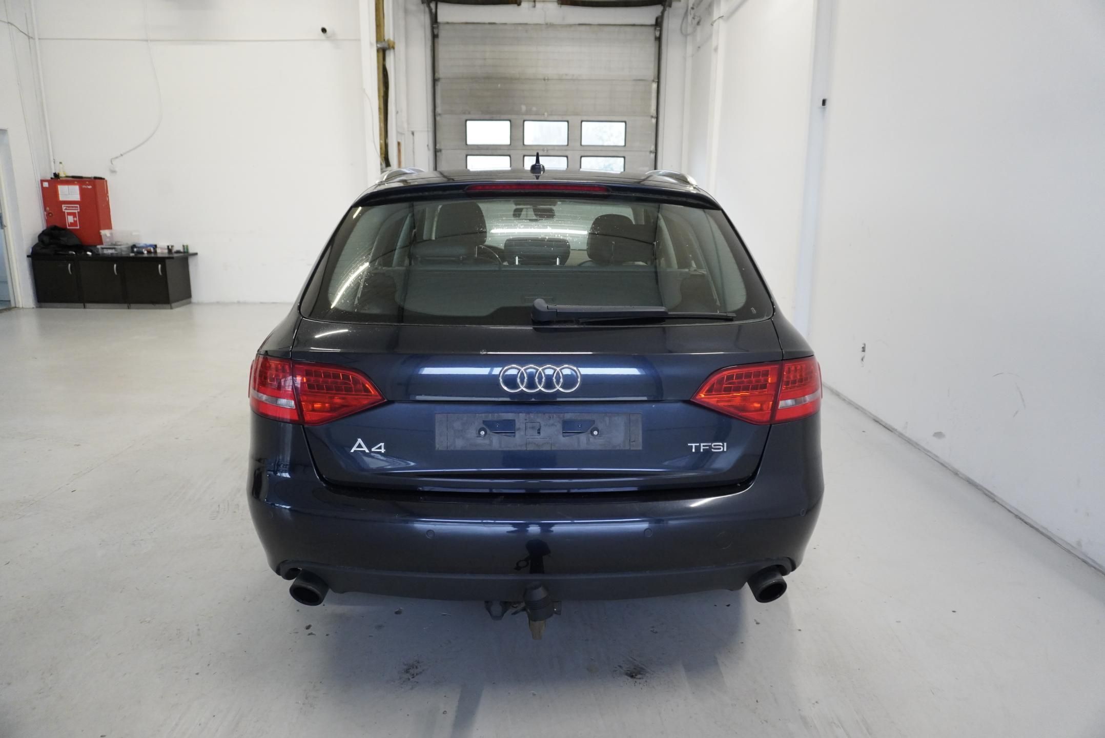 Audi A4 - fotka 6