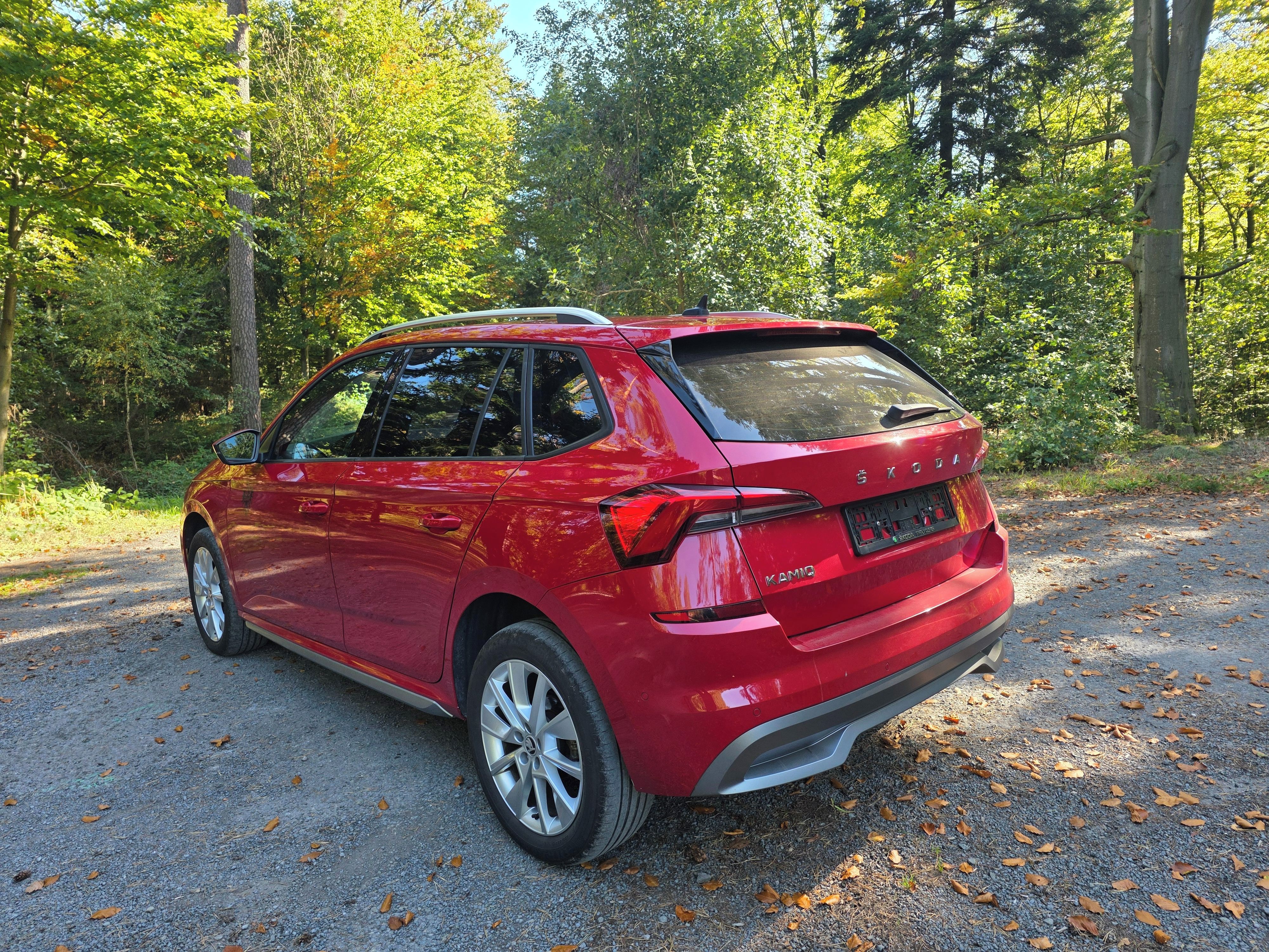 Škoda Kamiq, 1,0 TSi 85kW SPORT TOP VÝBAVA - fotka 3
