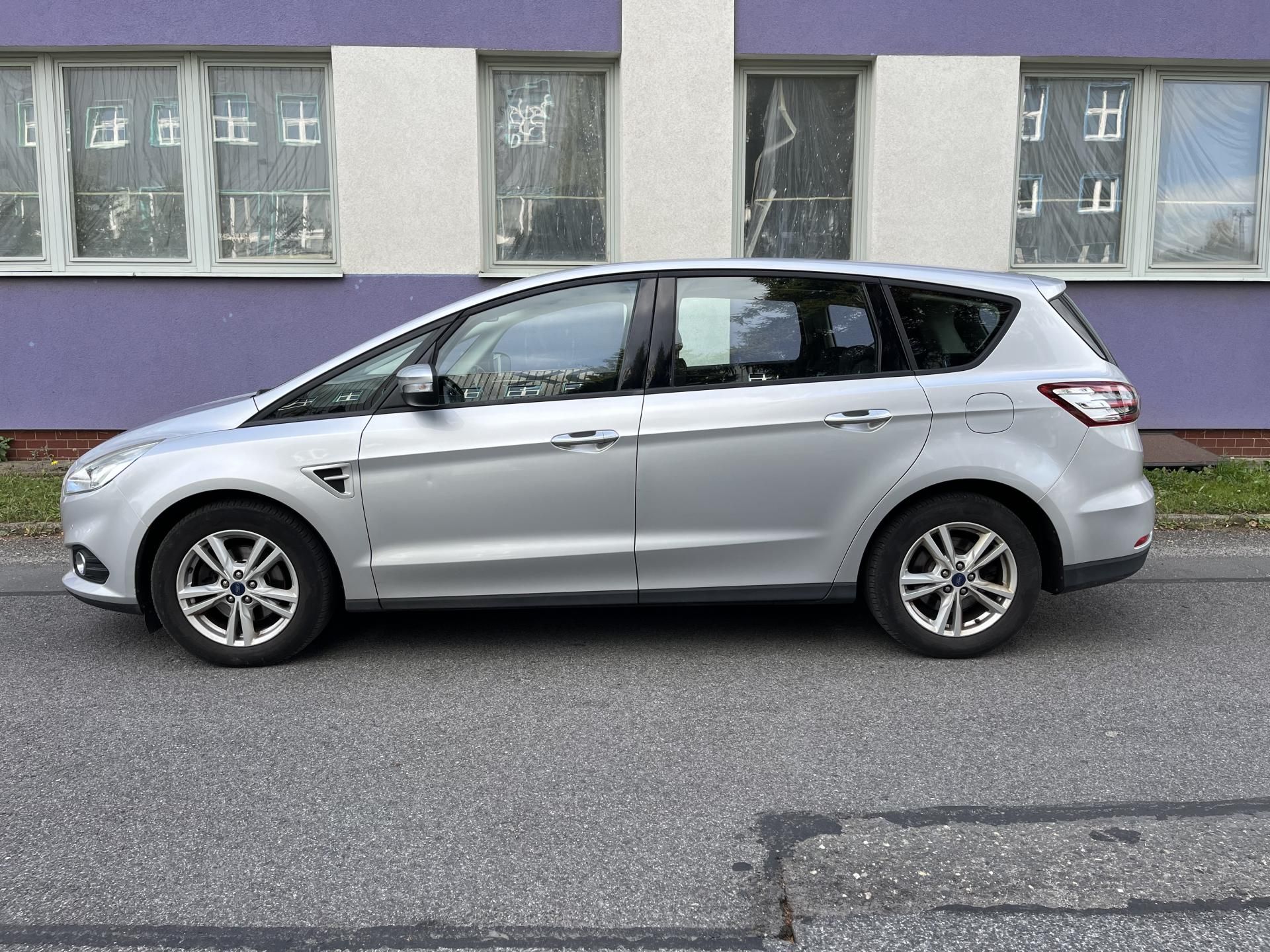 Ford S-MAX, 2,0 TDCI /Trend + / servis.kn. - fotka 2
