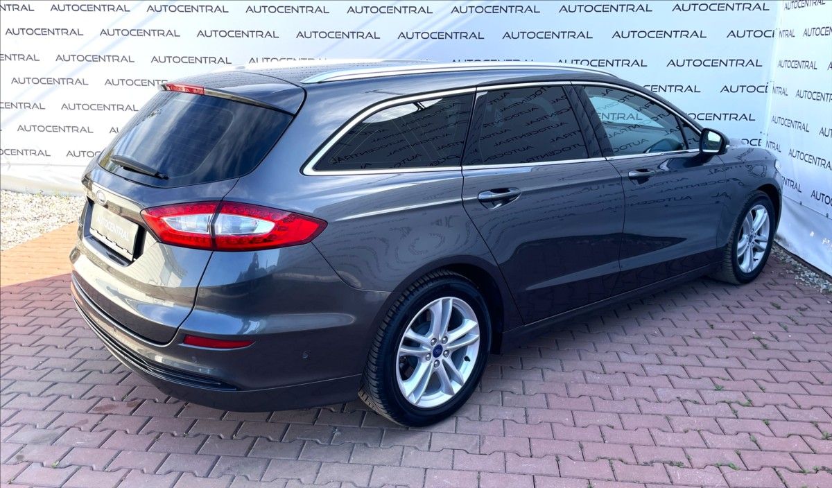 Ford Mondeo, 2,0 TDCi,110kW,TITANIUM,serv.k - fotka 4