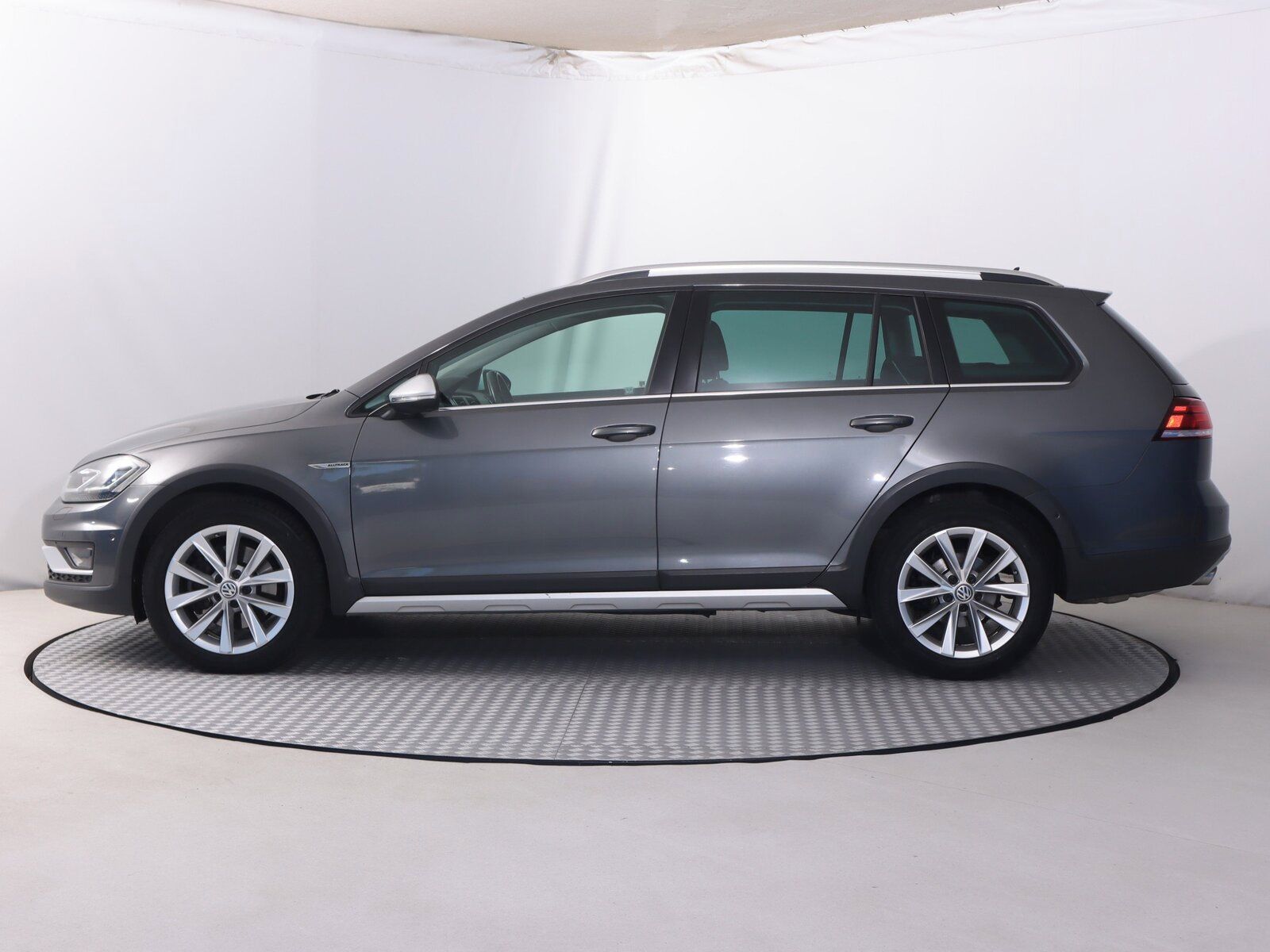 Volkswagen Golf, 2.0 TDI Alltrack, Alltrack - fotka 3