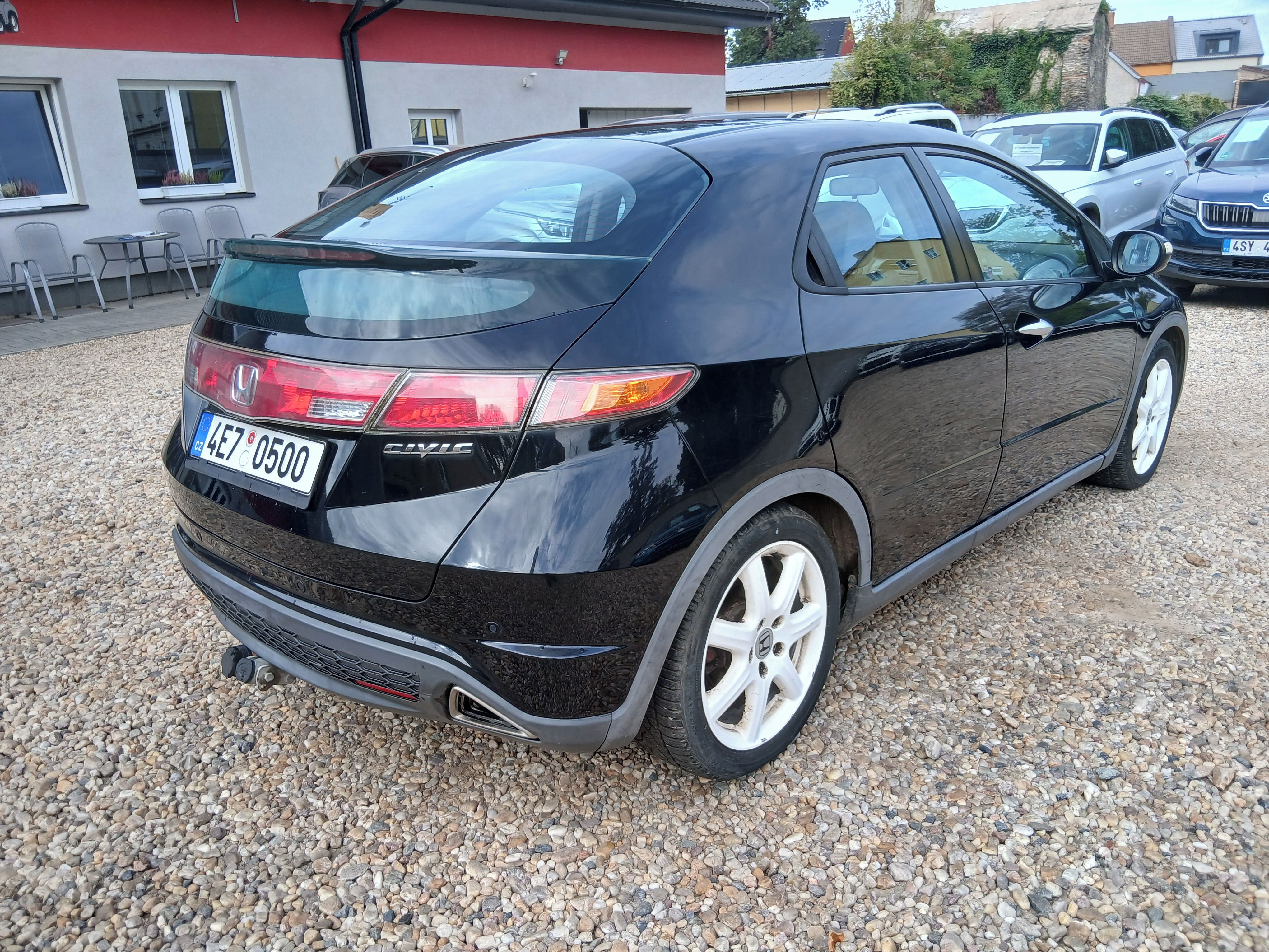 Honda Civic, 1.8i-VTEC 103KW Nové v ČR - fotka 5