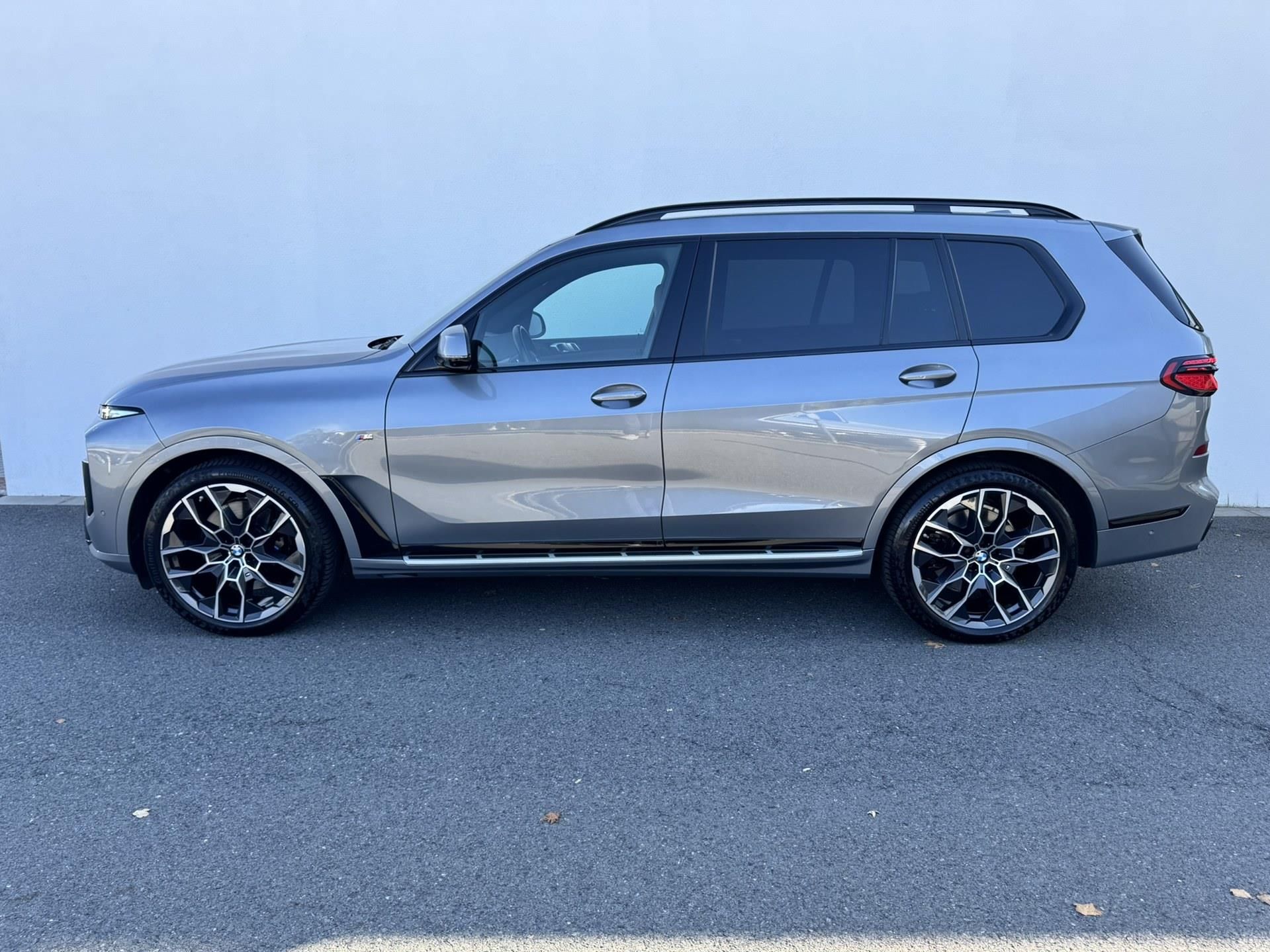 BMW X7, X7 xDrive40d Mpaket - fotka 3