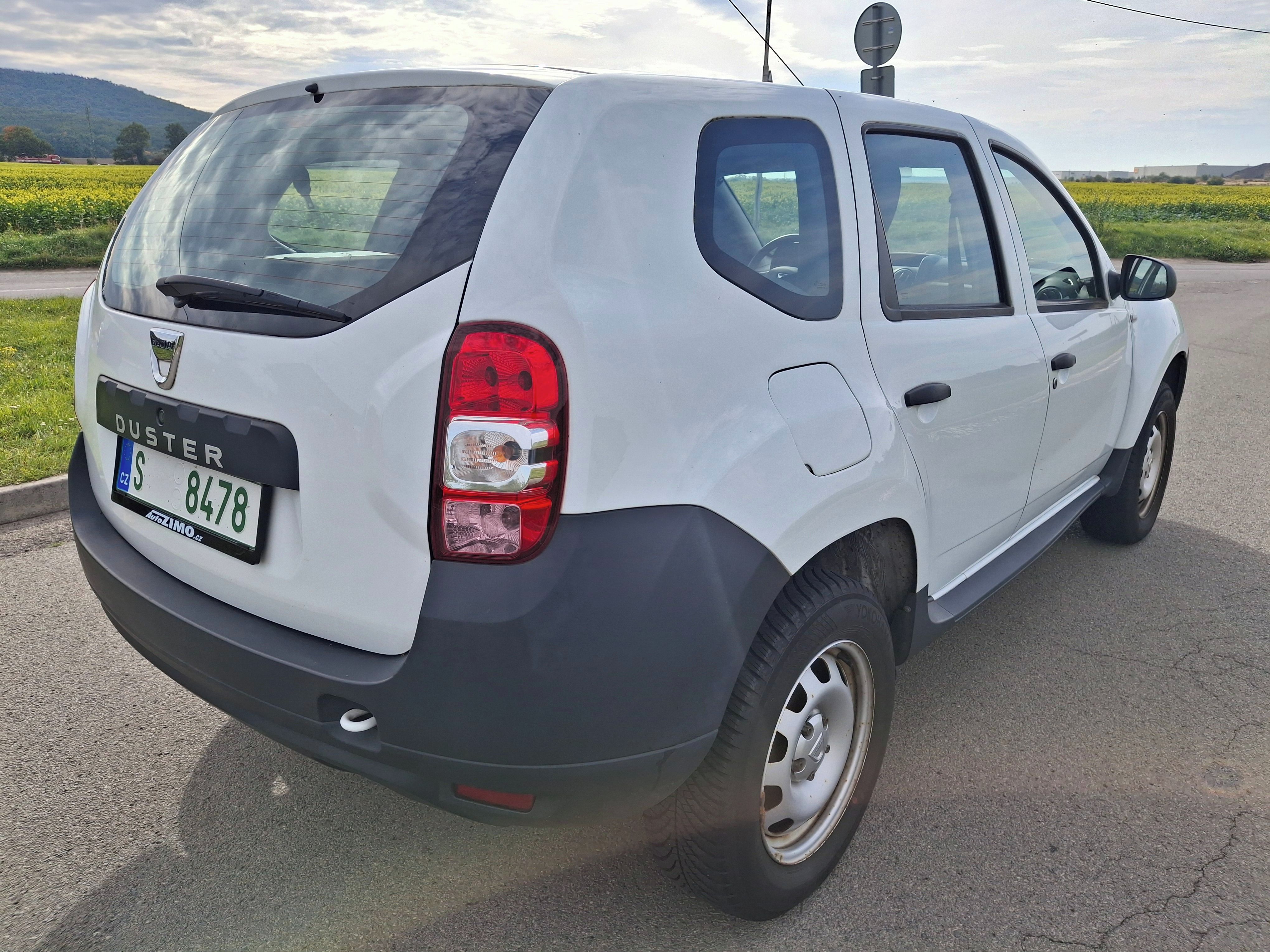 Dacia Duster, 1,6 16v 84 KW 86 TIS KM NAJETO - fotka 5