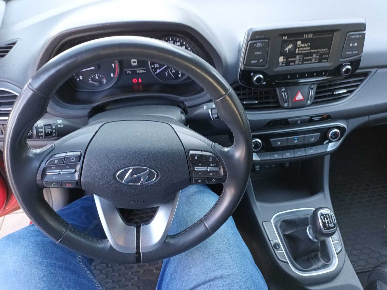 Hyundai i30, 1.4 T-GDI, Serv.kniha, Klima - fotka 3