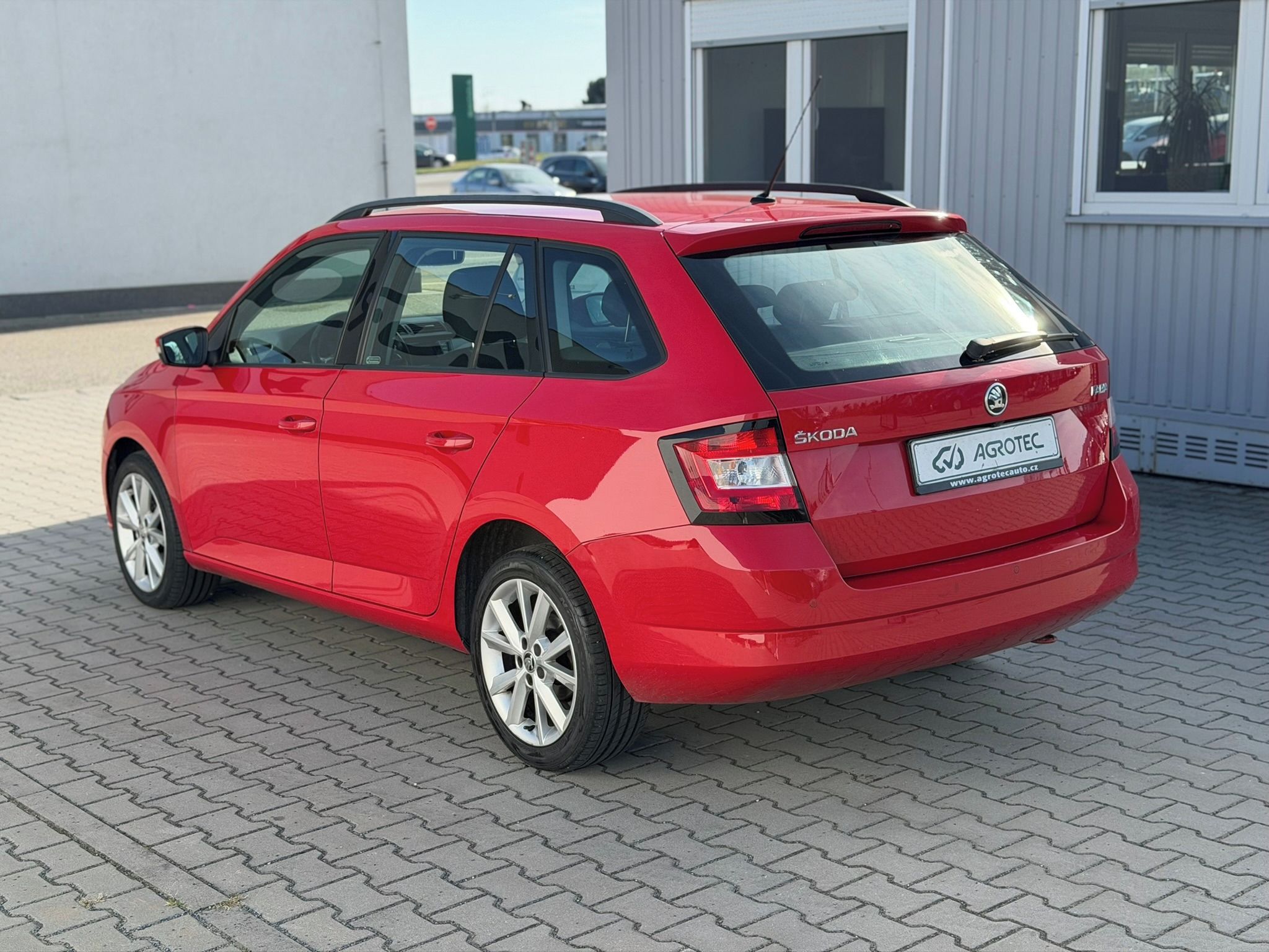 Škoda Fabia, 1.0 TSI 81 kW Style Combi - fotka 6