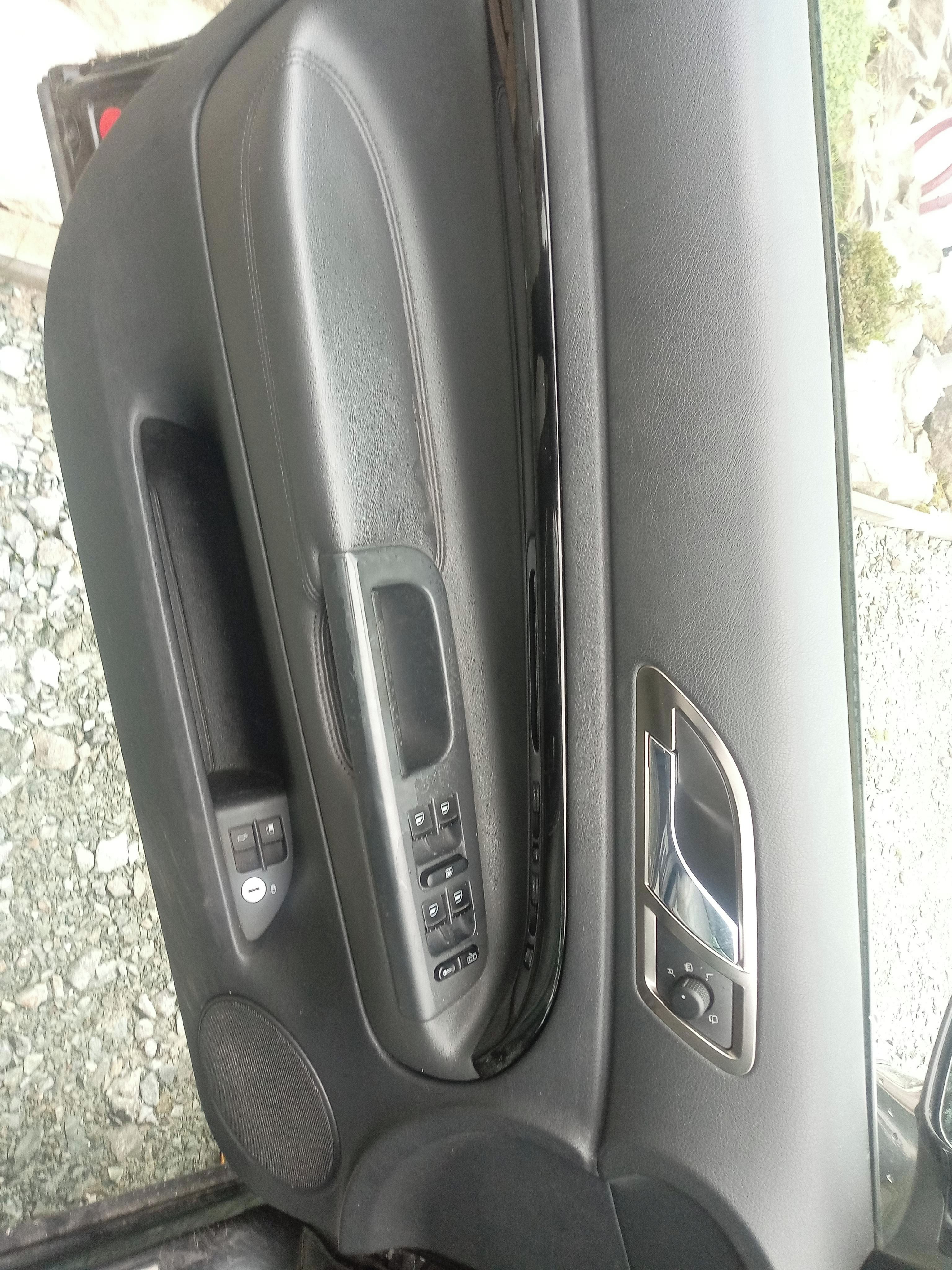 Škoda Superb, LPG 2,8 6V - fotka 4