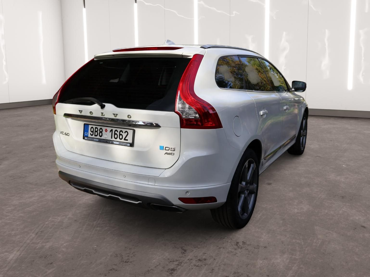 Volvo XC60, 4WD - fotka 4