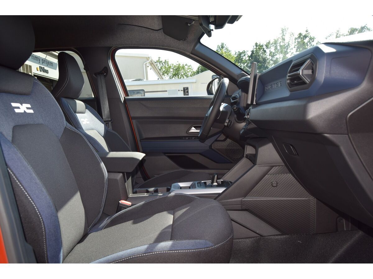 Dacia Duster, Journey Hybrid 140 - fotka 4