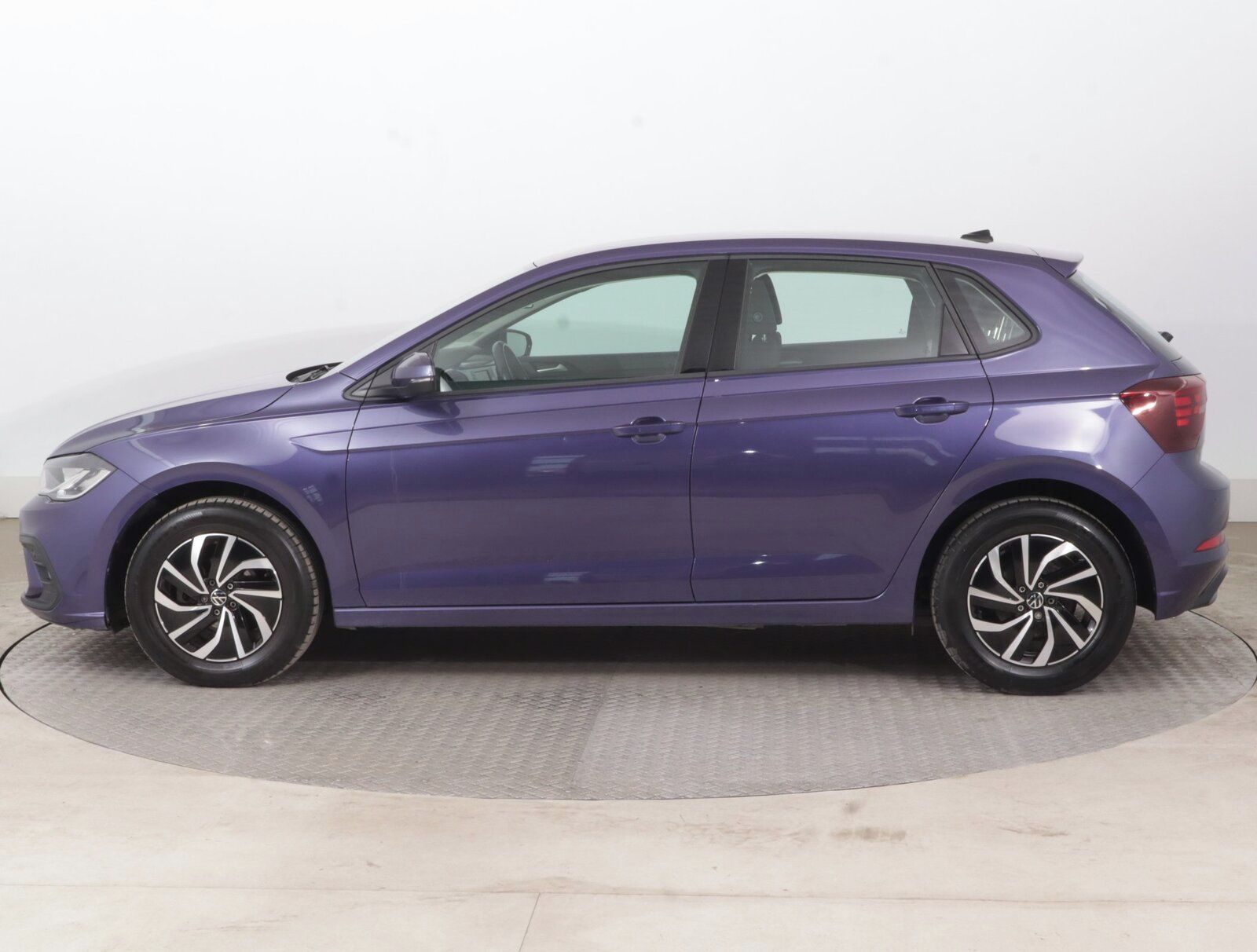 Volkswagen Polo, 1.0 TSI, Life, Serv.kniha - fotka 3