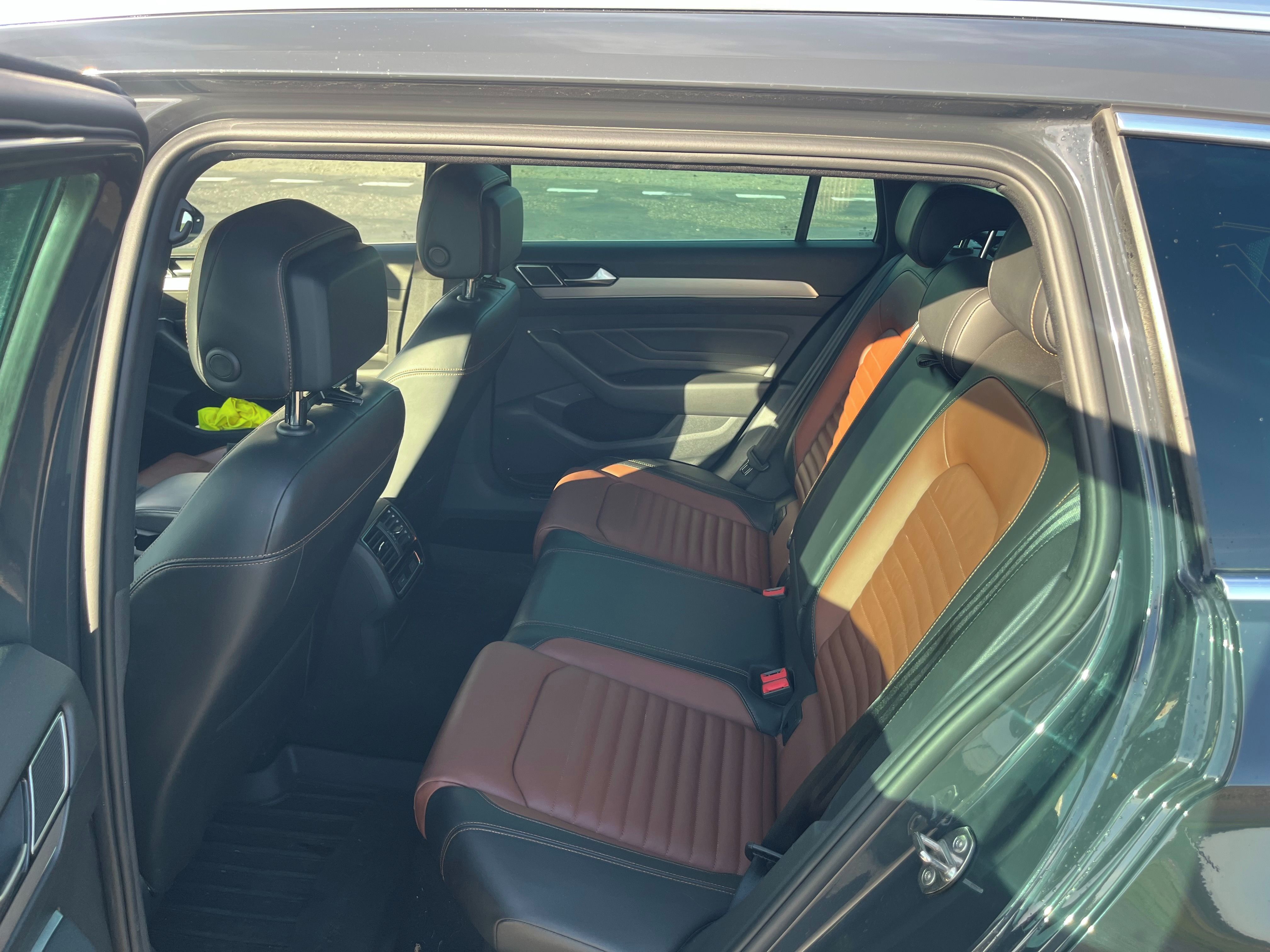 Volkswagen Passat, 2,0 TDI 110kw servisováno - fotka 6