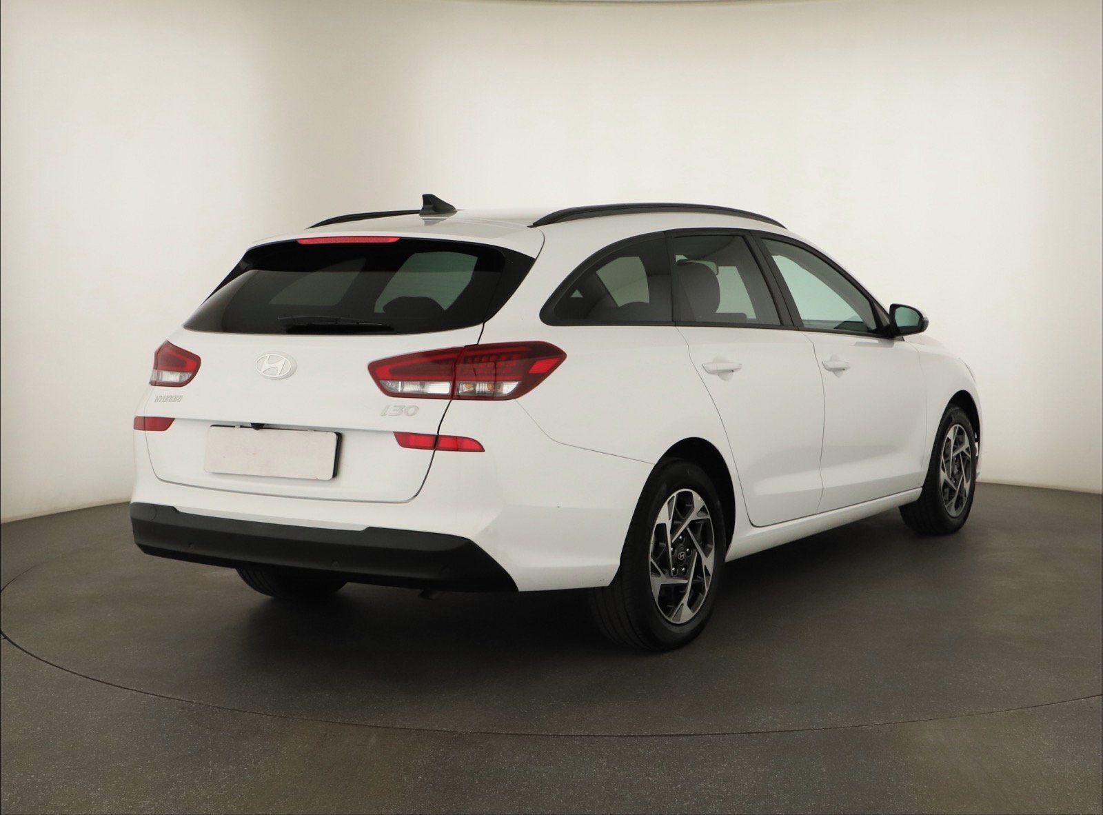 Hyundai i30, 1.5 DPI, Smart, ČR,1.maj, Navi - fotka 5