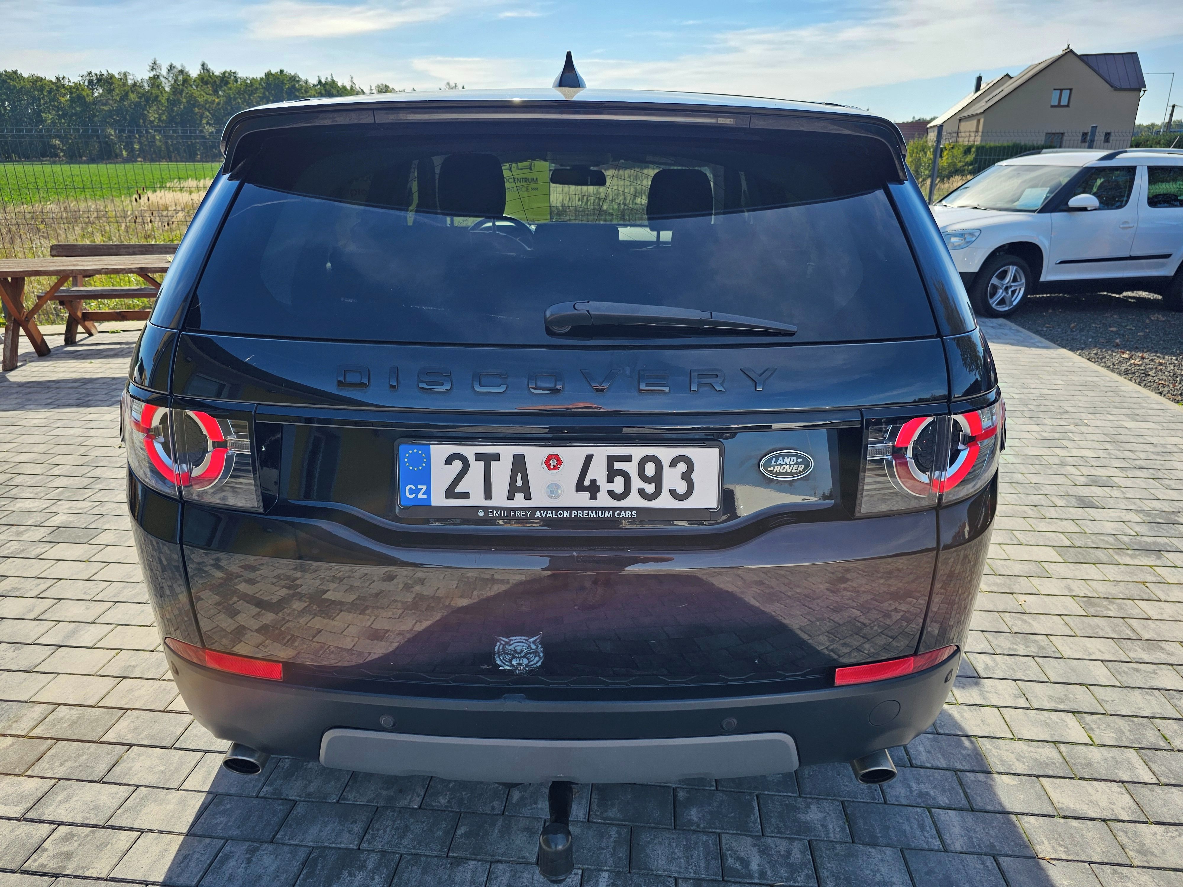 Land Rover Discovery, 2.0 L TD4 180k HSE Luxury 4WD - fotka 6